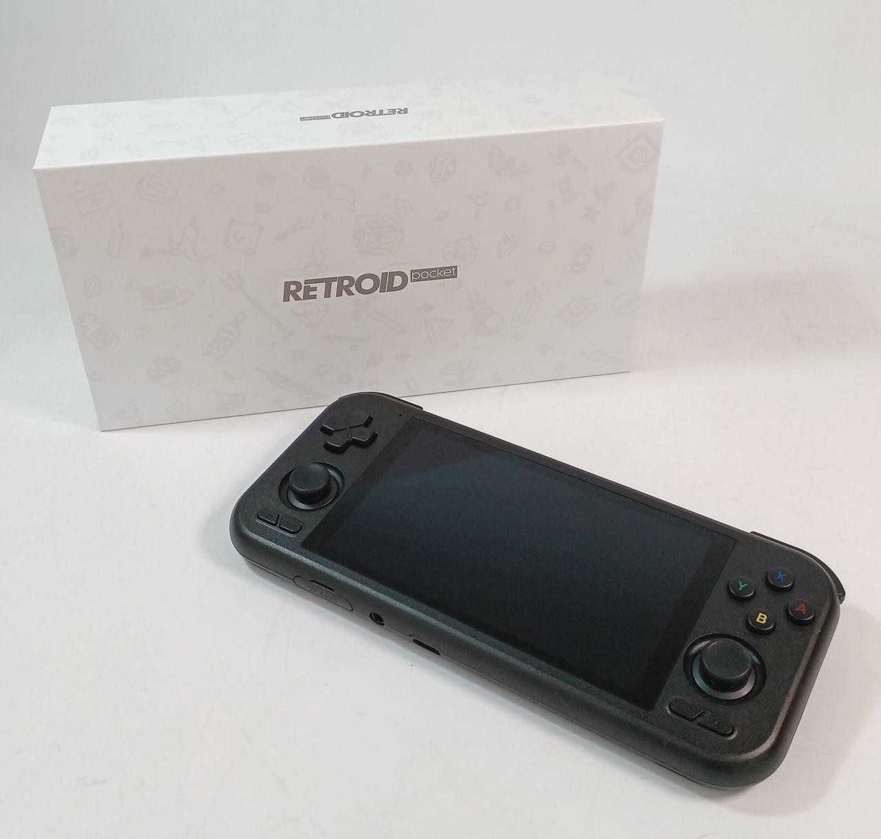 Portable Game Device Model RETROID POCKET4 RETROID