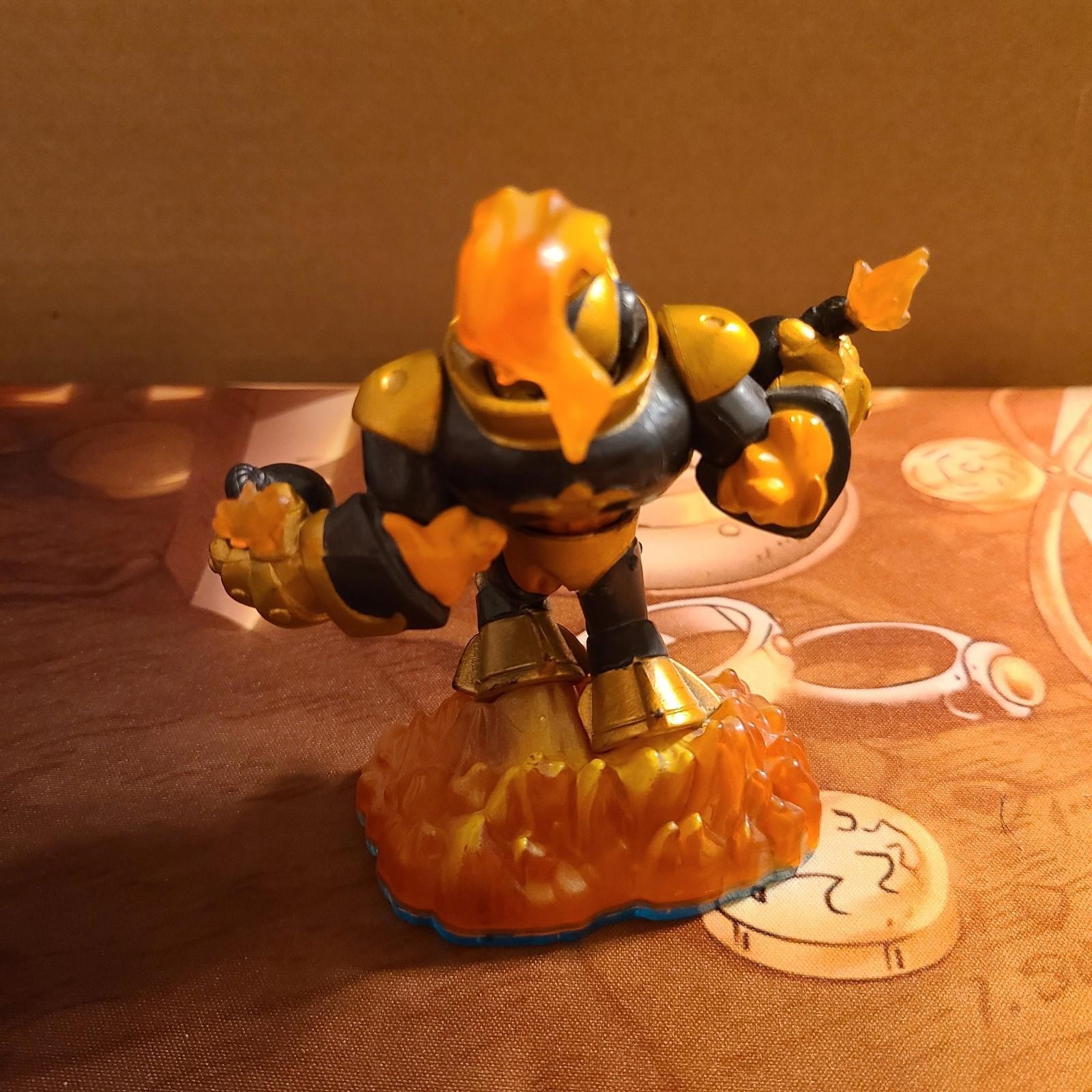 Blast Zone Skylanders Swap Force Fire Element Swappable Figure Tested Wii PS4 Xb