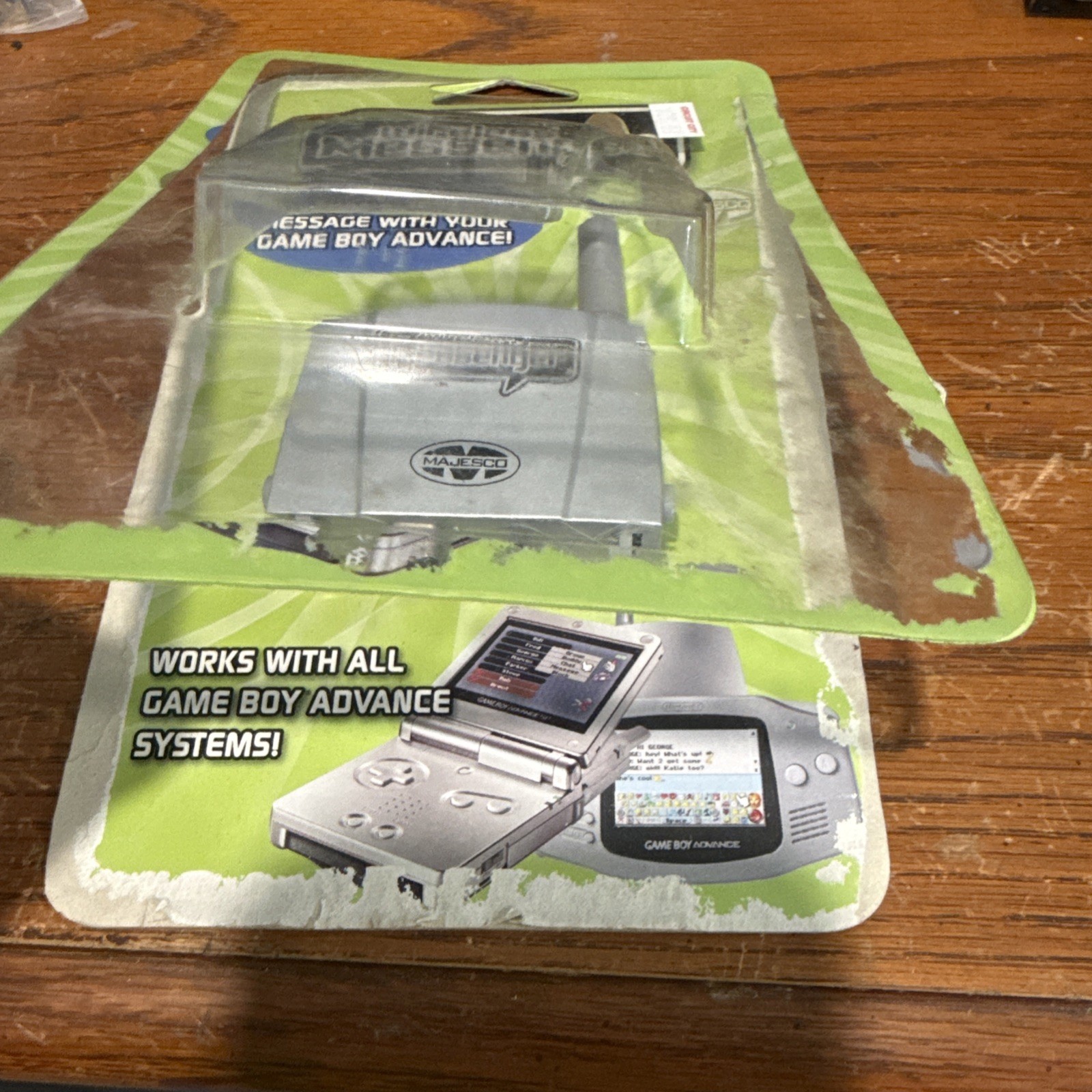 Majesco Wireless Messenger Link Adapter for Gameboy Advance