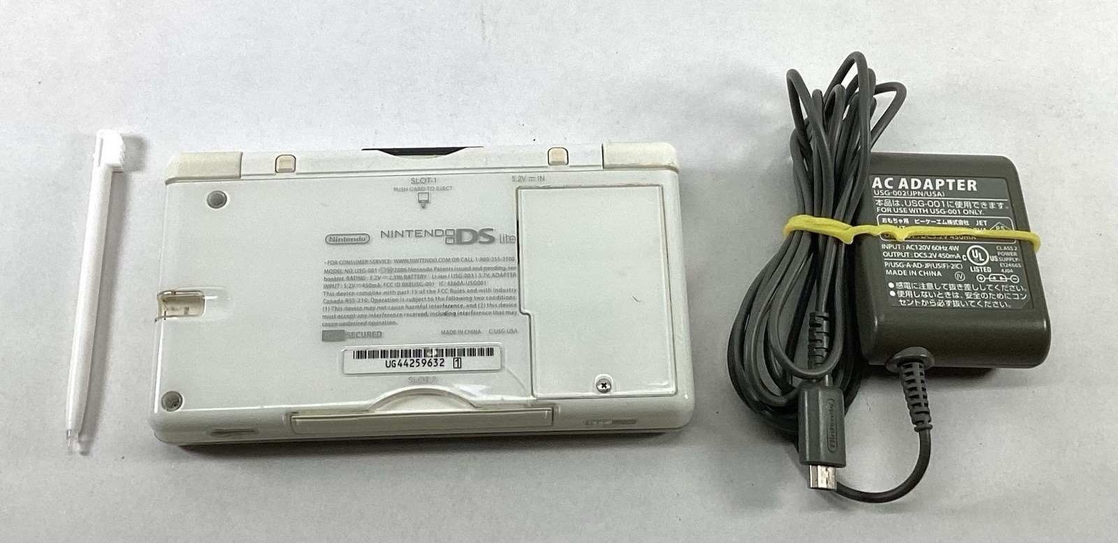 Nintendo DS Lite USG-001 with OEM Charger USG-002 & Stylus Tested Working
