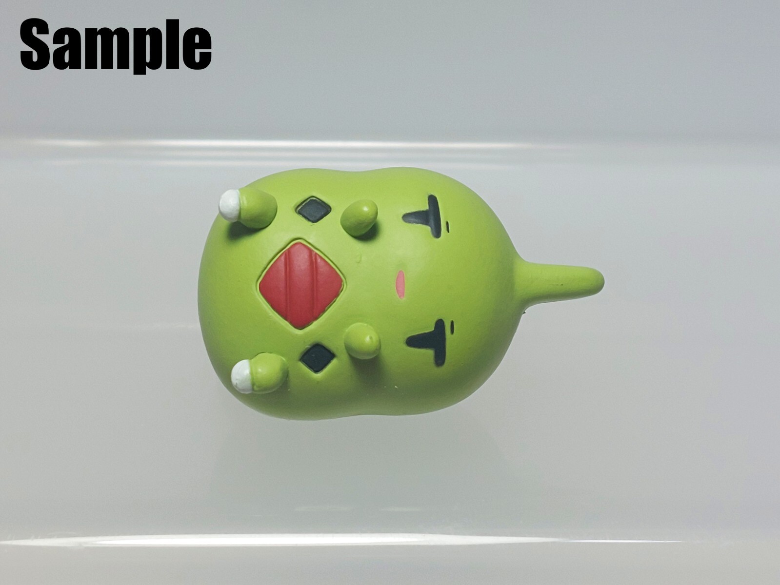 Pokemon Center Japan 2020 Figure Oyasumi Chuu Larvitar Yogiras New 0.9in