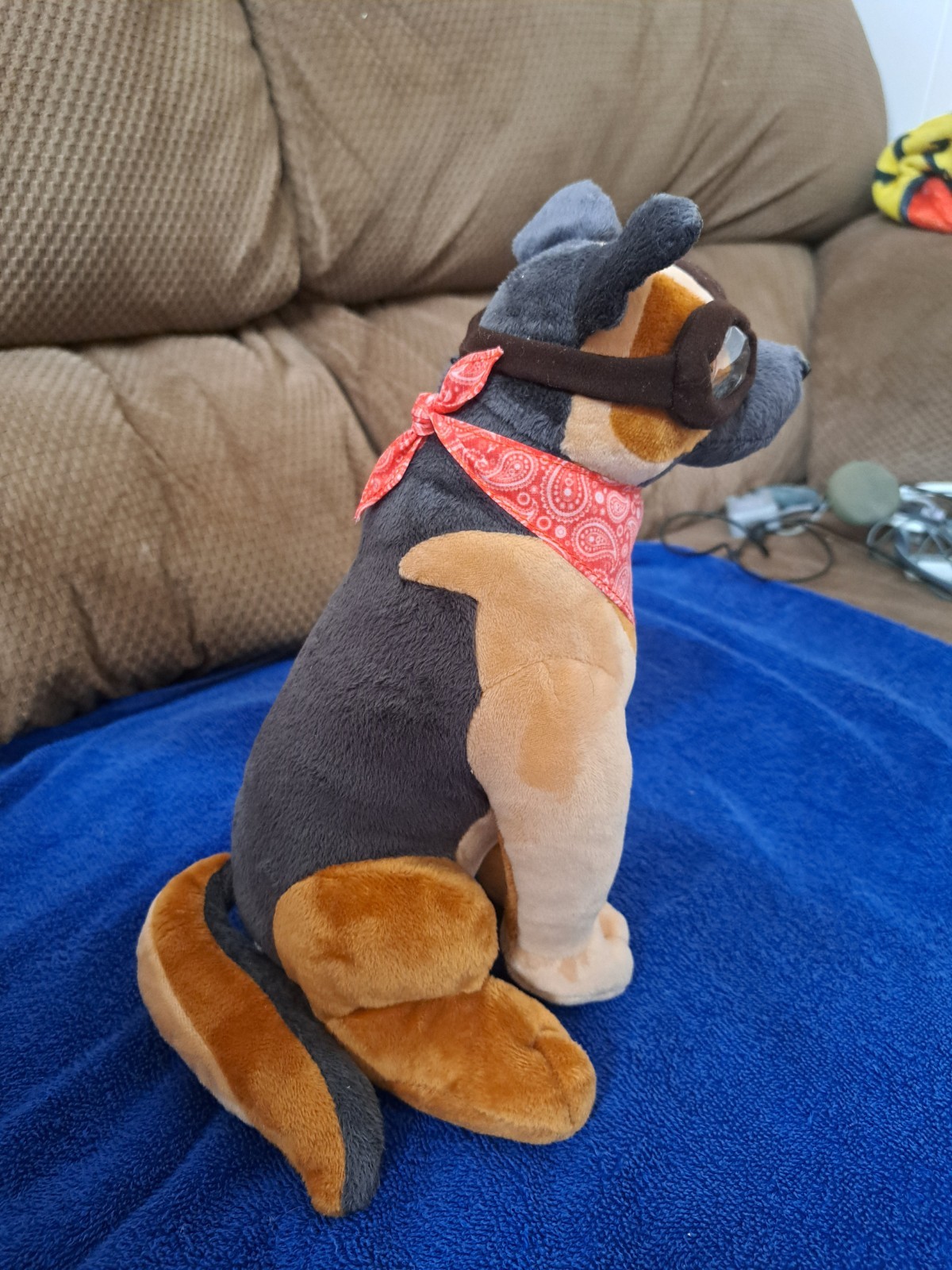 Fallout 4 Dogmeat Bethesda Plush Stuffed Animal Dog Bandana + Goggles