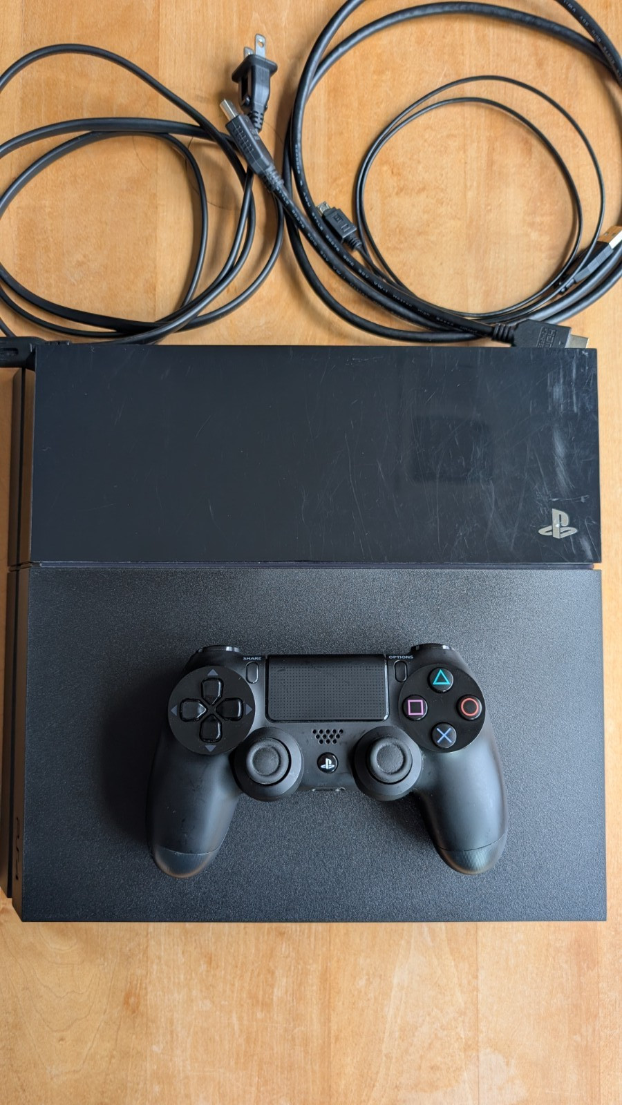 Sony PlayStation 4 PS4 500GB Console Black with cables & OEM Black Controller