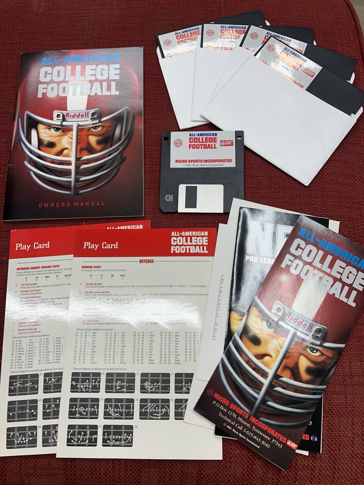 All-American College Football – PC – 5.5 & 3.5 Floppy + Interplay – CIB