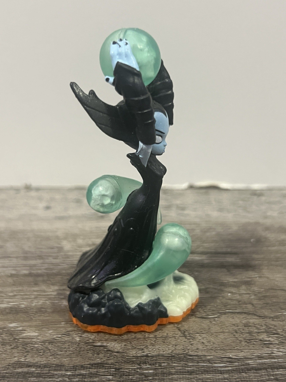 Hex Series 2 Skylanders Giants Character Figure