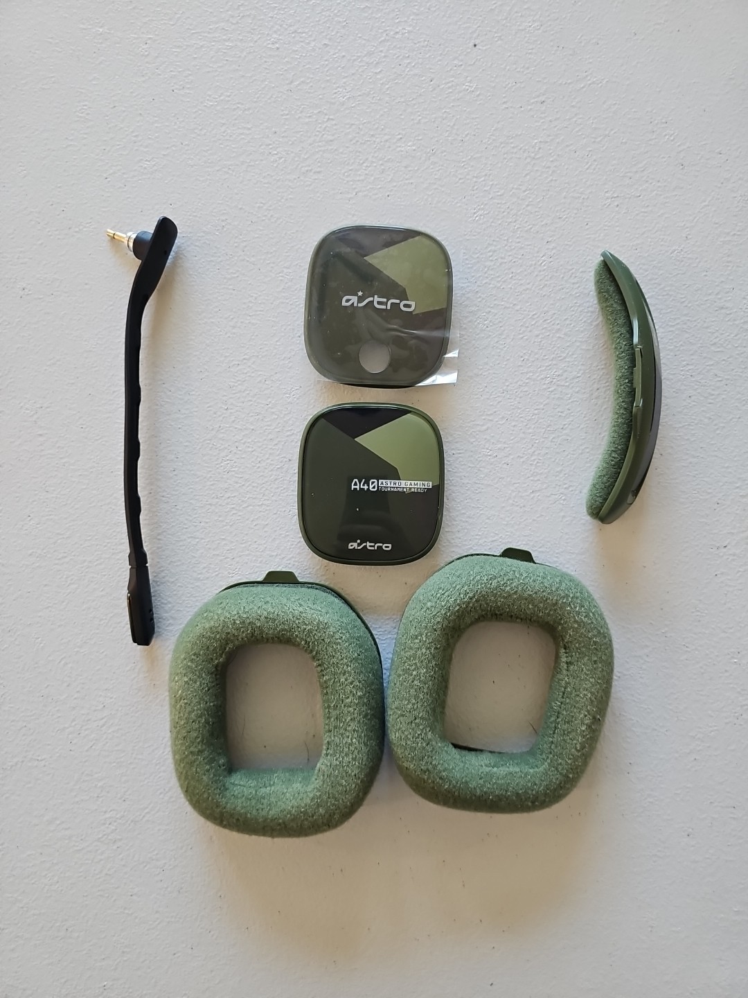 Astro A40 TR Mod Kit | Green |Noise-Canceling Mic Cushions Speaker Tags Headband