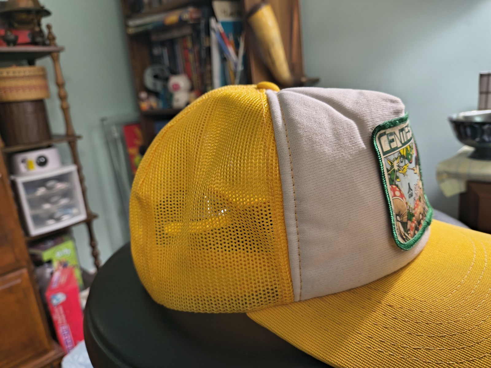 VINTAGE Centipede Atari, 1982 Yellow and White Trucker Hat Stranger Things Style