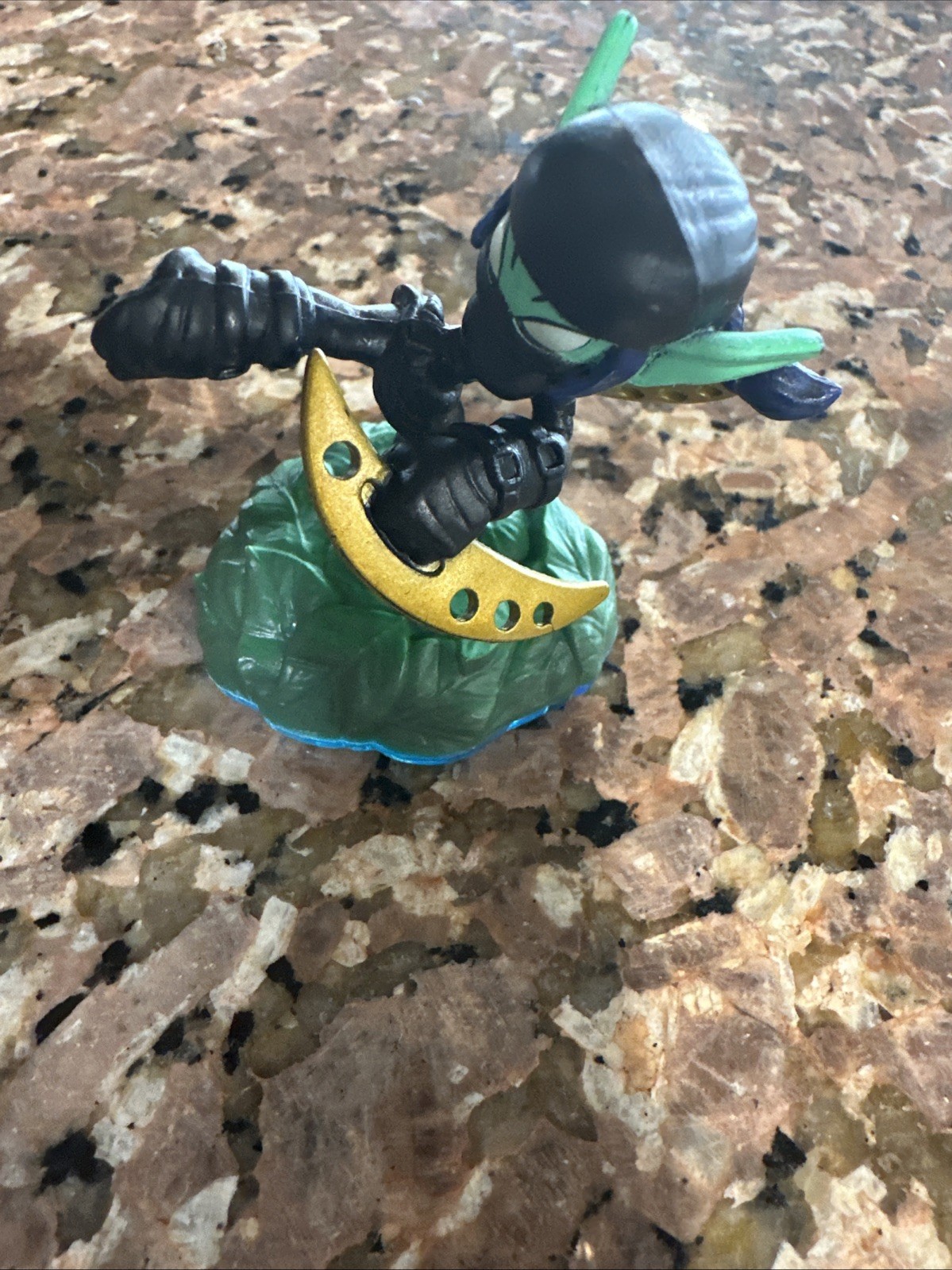 2013 Skylanders ninja Stealth Elf Figure by activision blue base multi platform