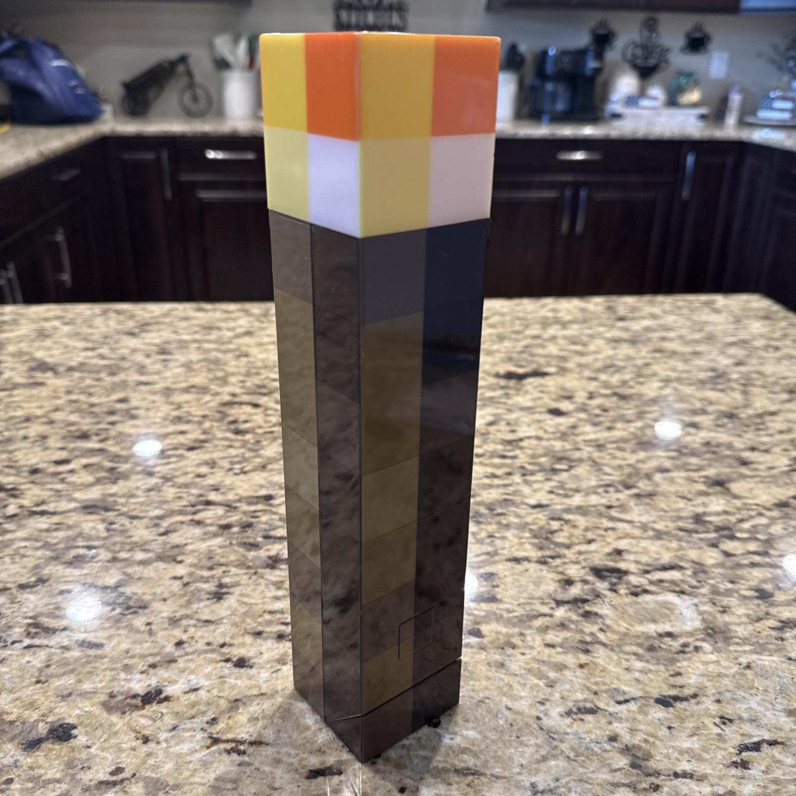 Minecraft Light-Up Torch Wall Mount Lamp – ThinkGeek Mojang – kids cave (T010)