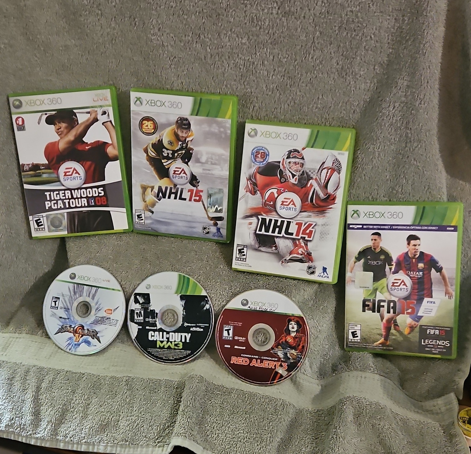 EA Sports/Activision Xbox 360 Game Lot: NHL 14/15, FIFA, Tiger Woods, MW3