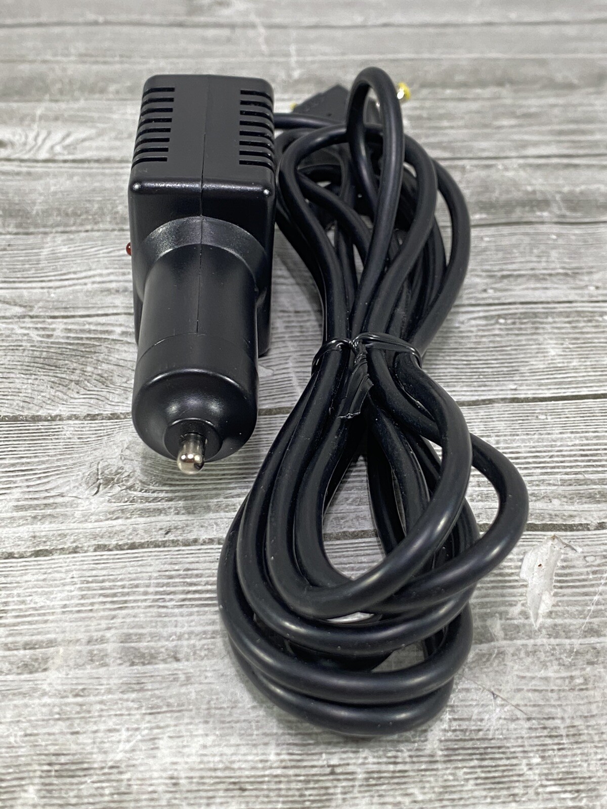 Mad Catz 4002 Cig Car Adapter for Game Boy, Game Boy Pocket, Game Gear & Nomad
