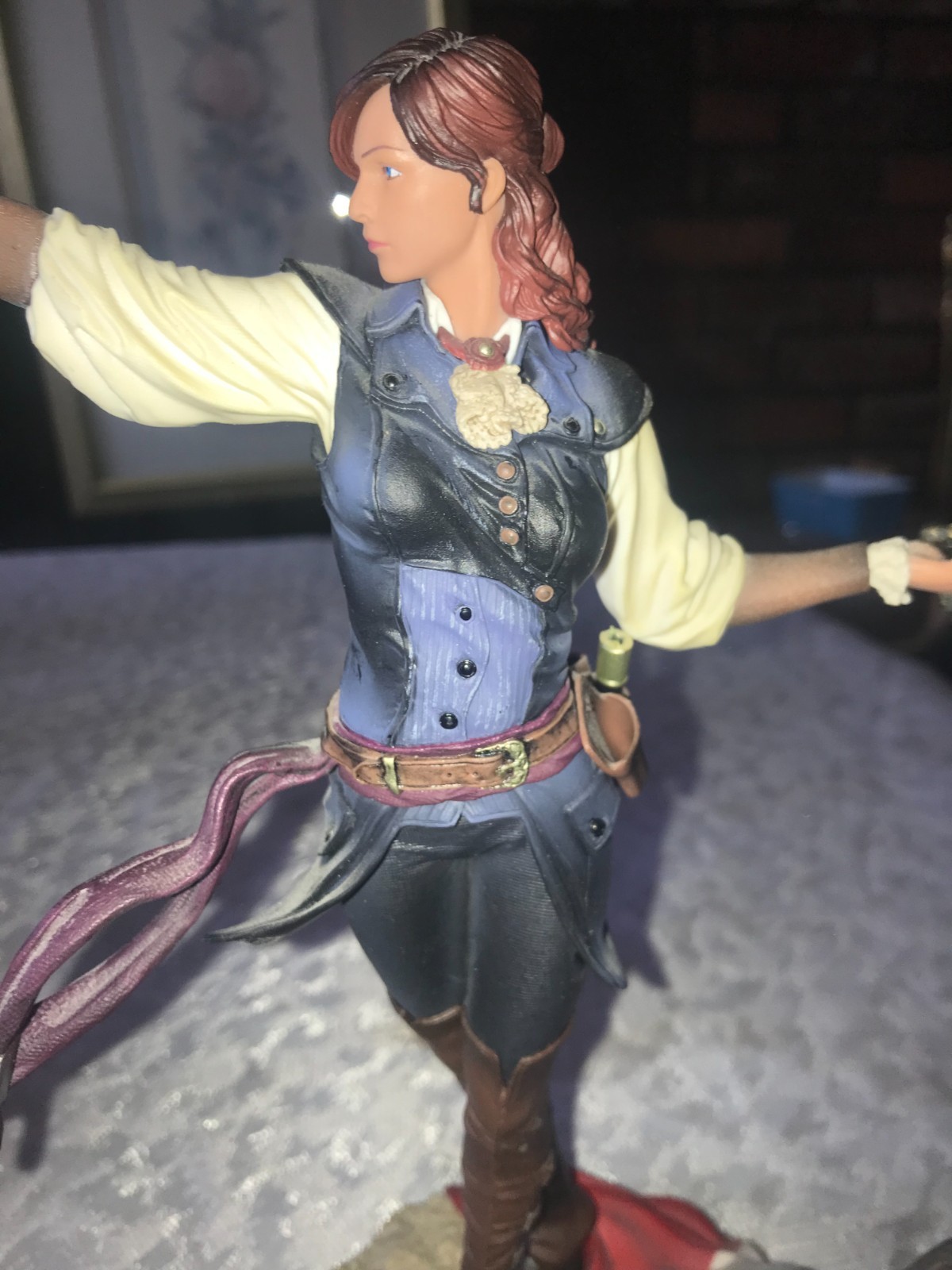 Rare UBISOFT ASSASSINS CREED Unity ELISE The FIERY TEMPLAR Collectable STATUE 9½