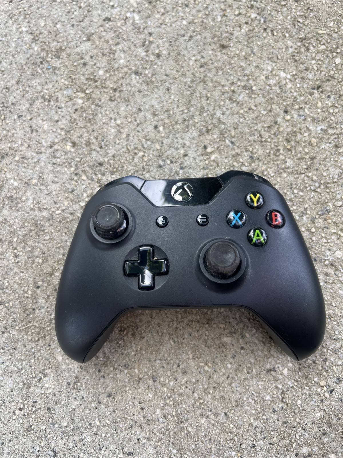 Xbox One Black Wireless Controller – Model 1537 – Parts/Repair