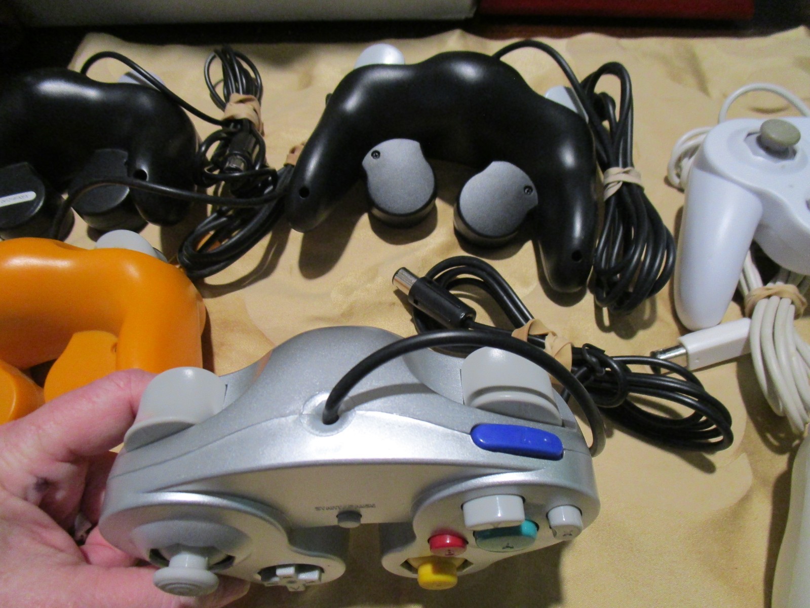 LOT 6 Unbranded Handheld Nintendo Gamecube Controllers White Black Silver Orange