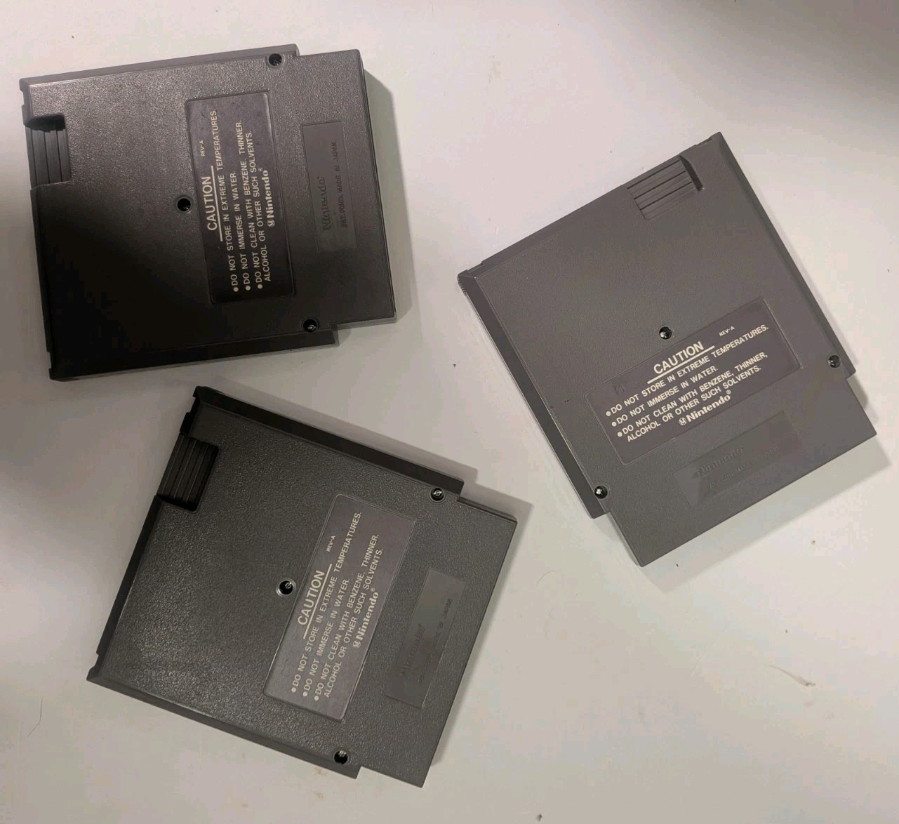 Nintendo NES Game Lot (Bundle of 3): Mario/Duck Hunt, Jaws, Spy Hunter – Used