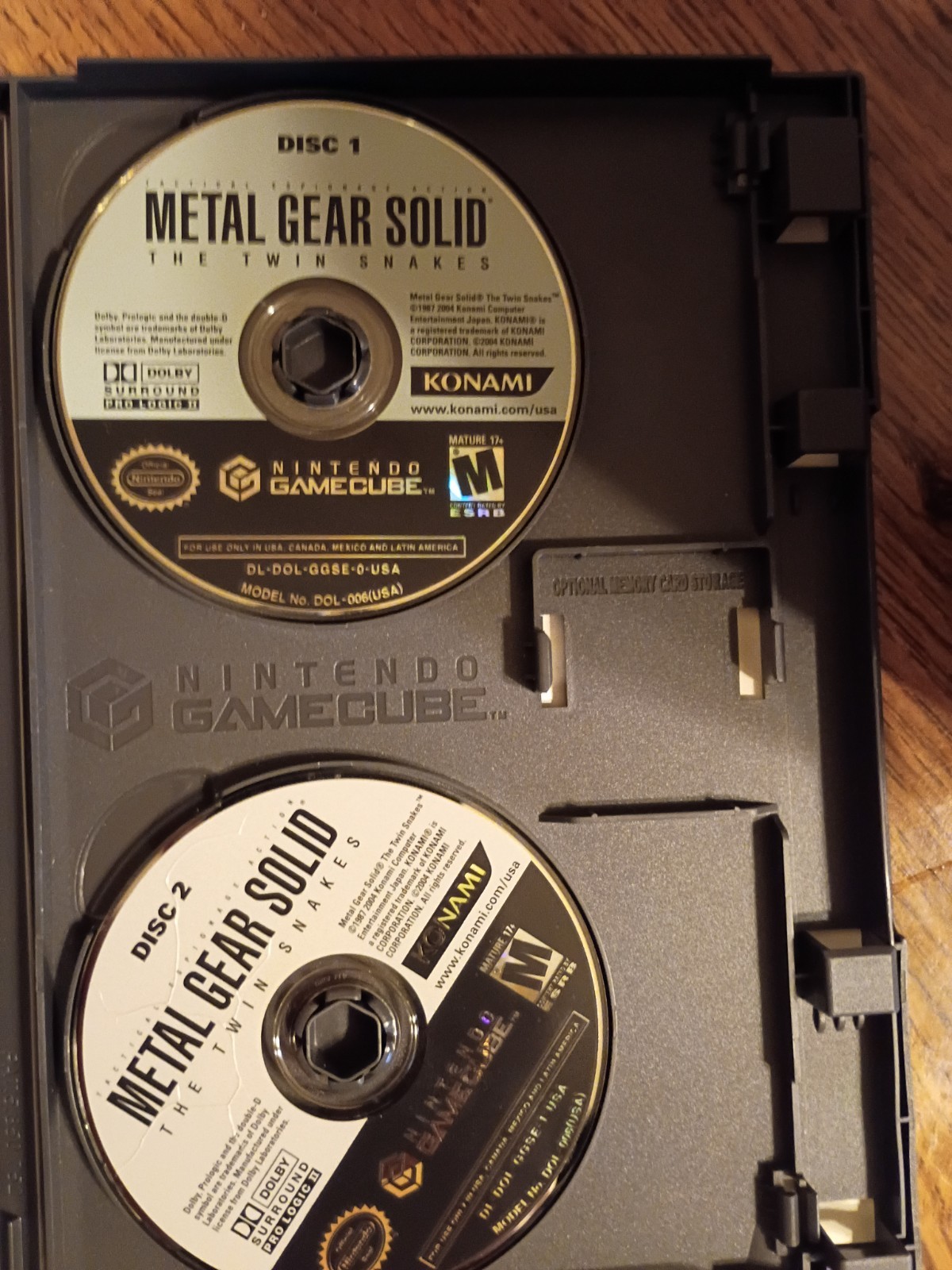 Metal Gear Solid: The Twin Snakes GameCube 2004 Complete