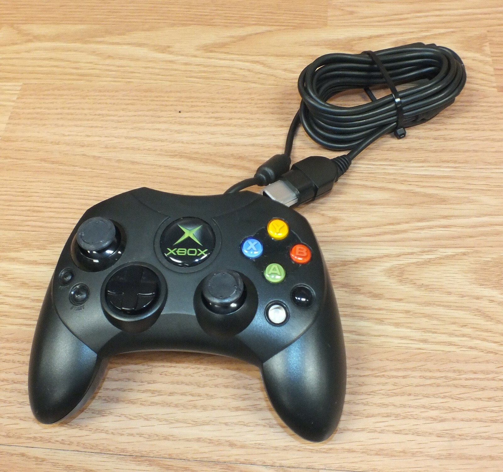 Genuine Microsoft (X08-69873) Black Wired Game Controller S For Xbox Console