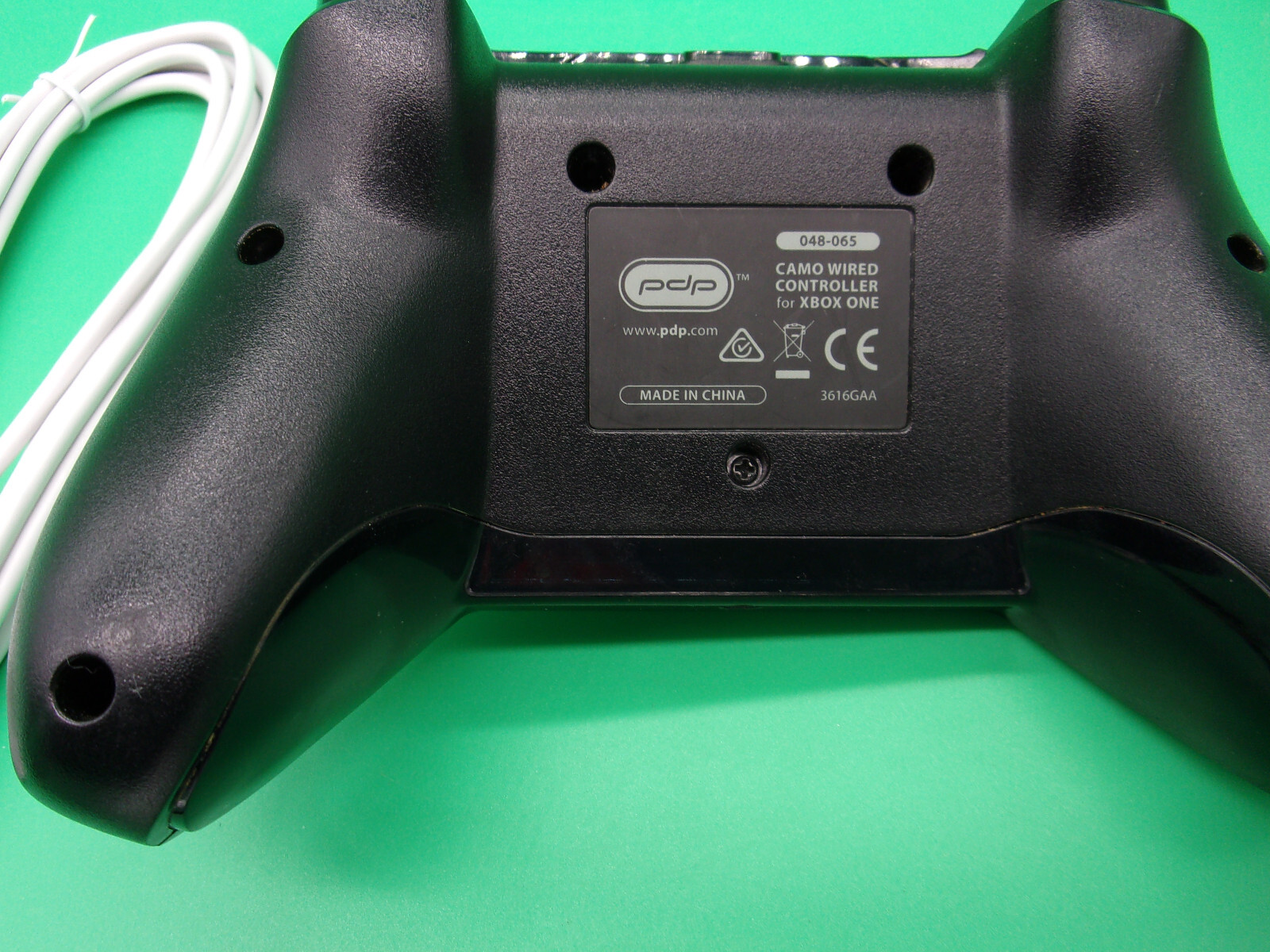 PDP Wired Controller For XBOX ONE & PC Black Stealth Camo 048-065 tested
