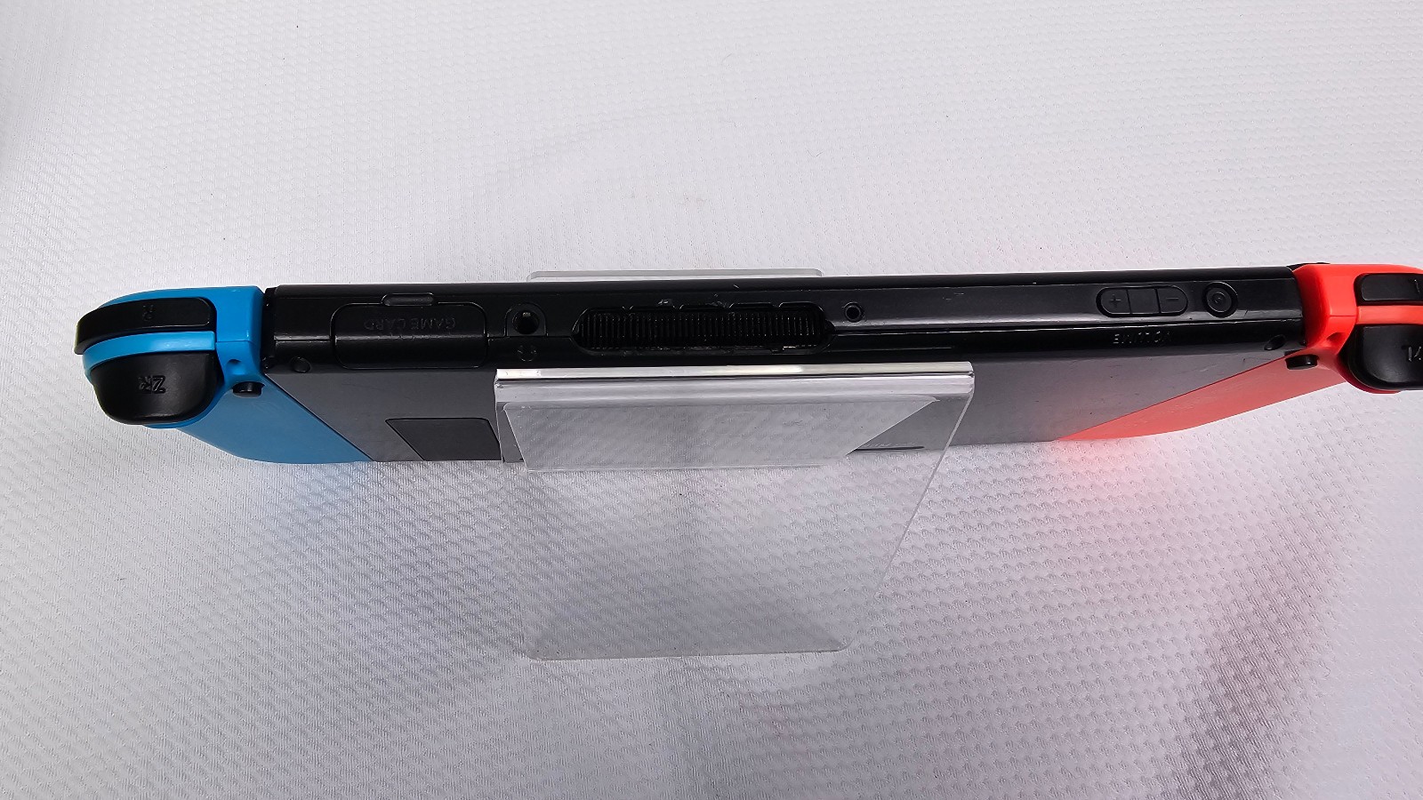 Nintendo Switch Console w/ Dock & Neon Red/Blue Joy-Con, 32GB Wi-Fi 1080p READ