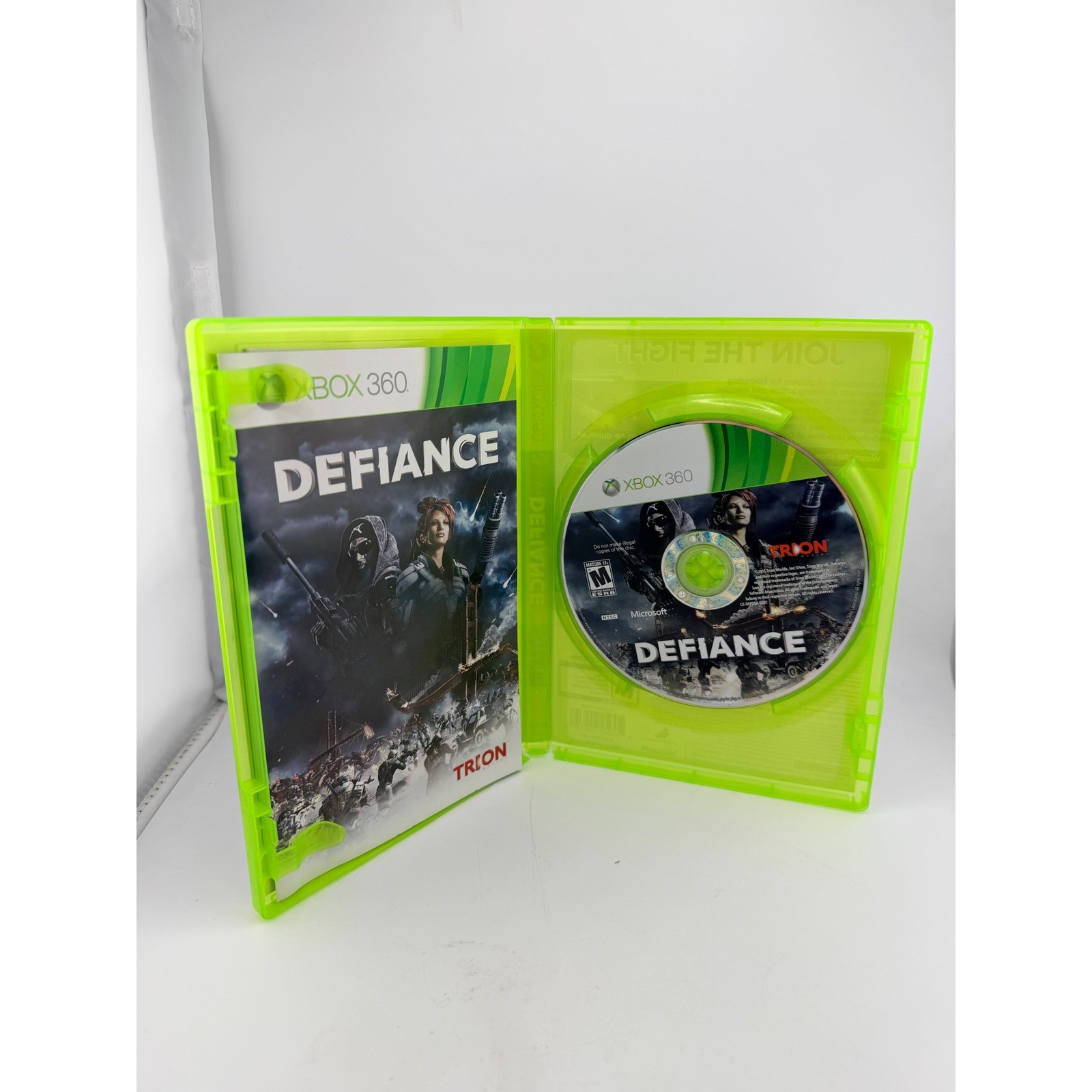 Defiance Microsoft Xbox 360 Game Trion Worlds Sci-Fi Shooter CIB NTSC 2013