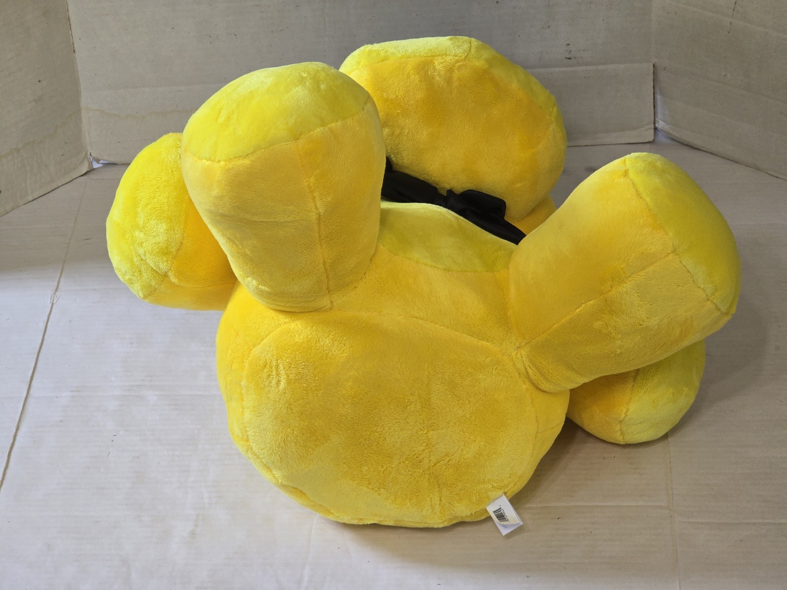 Jazwares Five Nights at Freddy’s GOLDEN FREDDY Jumbo Plush GameStop Exclusive