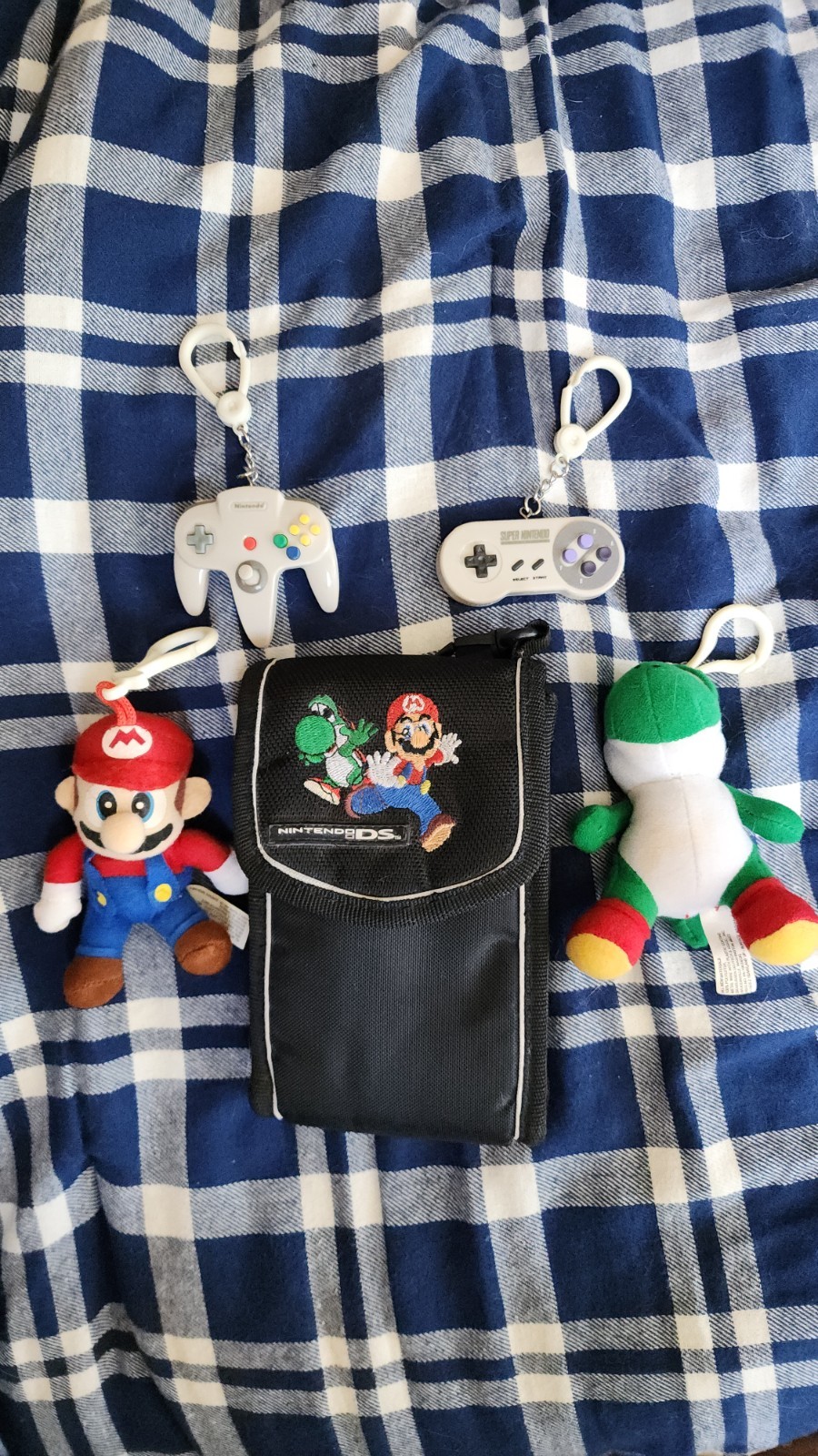 ToySite Nintendo DS Case, Mario and Yoshi Plush Mini Clip on Toys, N64, SNES