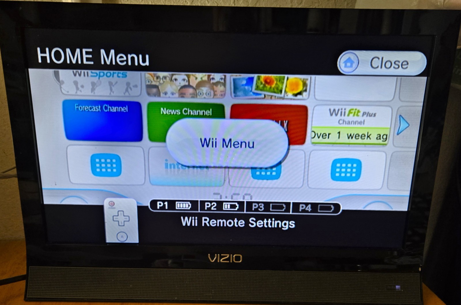 2006 Nintendo Wii RVL-001 512 MB Home Console – White