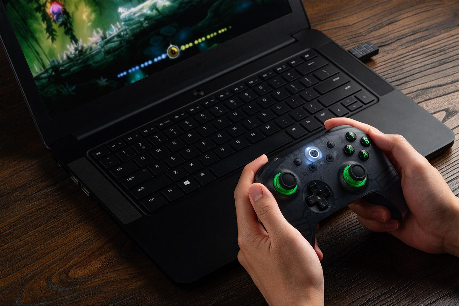 Ultimate 2C Wireless Controller for Windows PC and Android, with 1000 Hz Polling