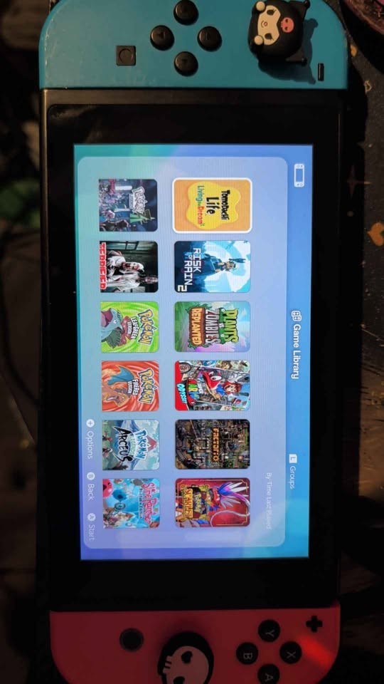 Nintendo Switch Unpatched V1, XAW1 Serial Number, Dock And Joycons Included