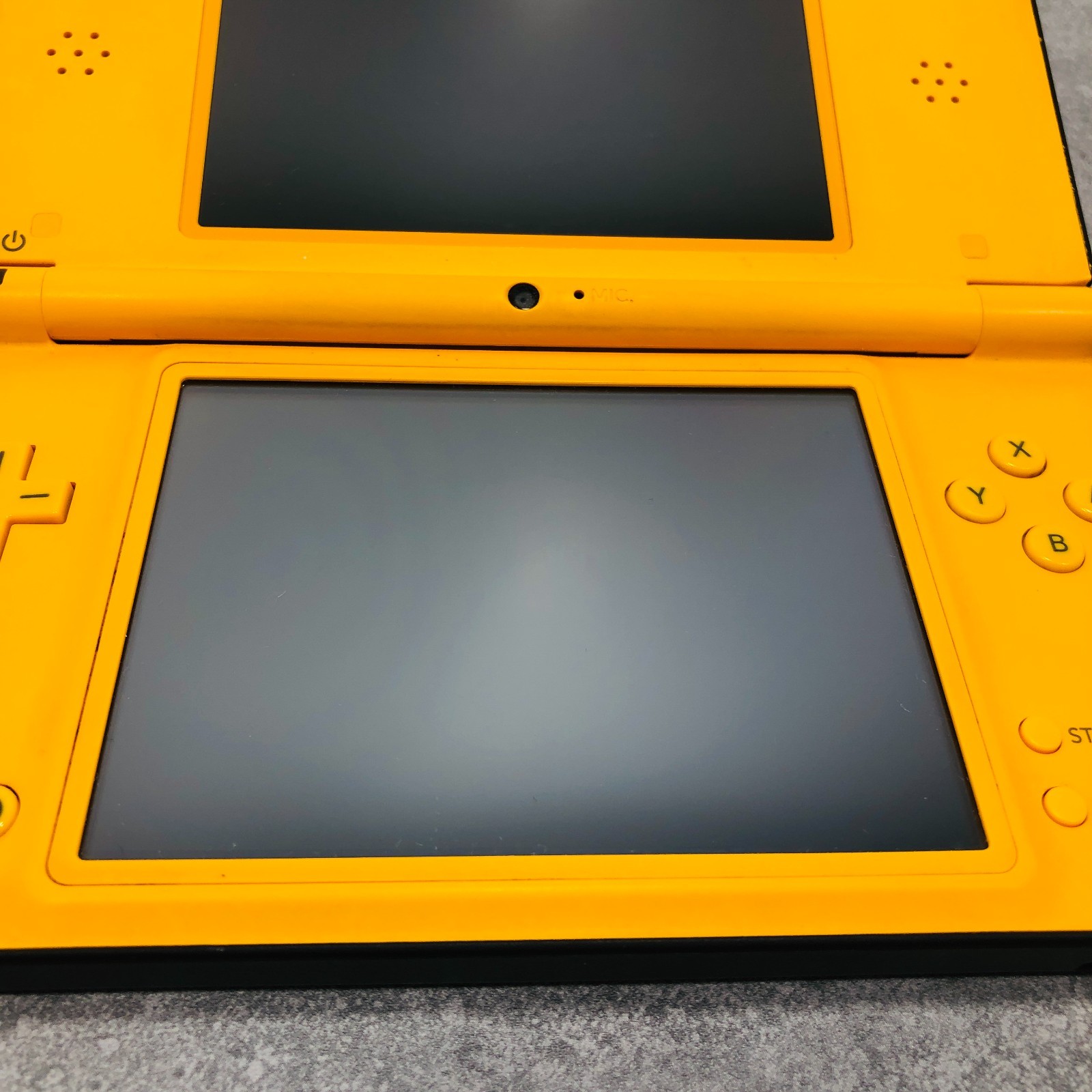 [EX+3] Nintendo DSi LL XL Console Yellow UTL-001 Region Code NTSC-J Japan 07-22