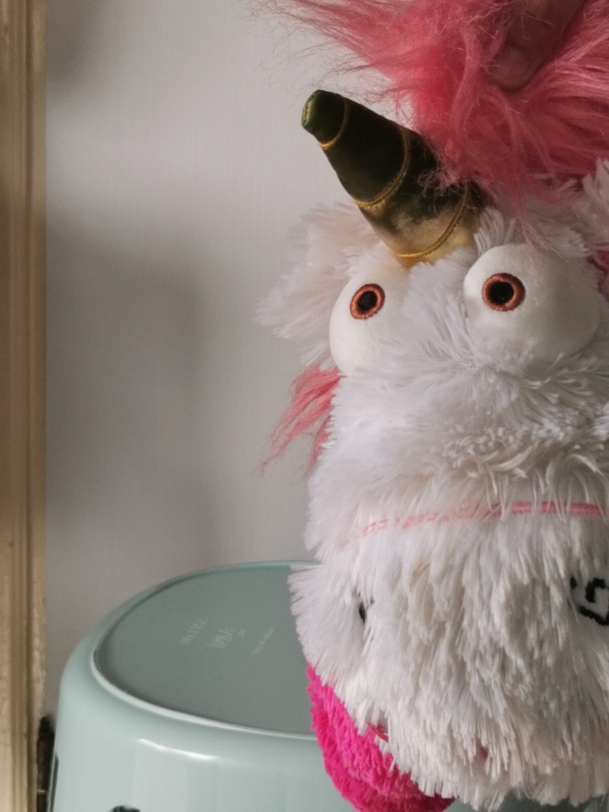 Fluffy Unicorn Minion Universal Singapore Studios Minion Plush J1