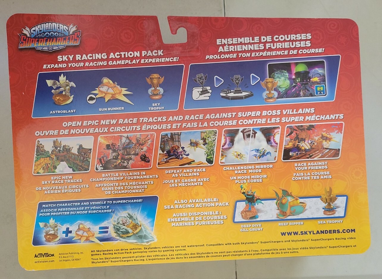 NEW SKYLANDERS SUPERCHARGERS SKY RACING PACK 2015 ASTROBLAST & SUN RUNNER! K1