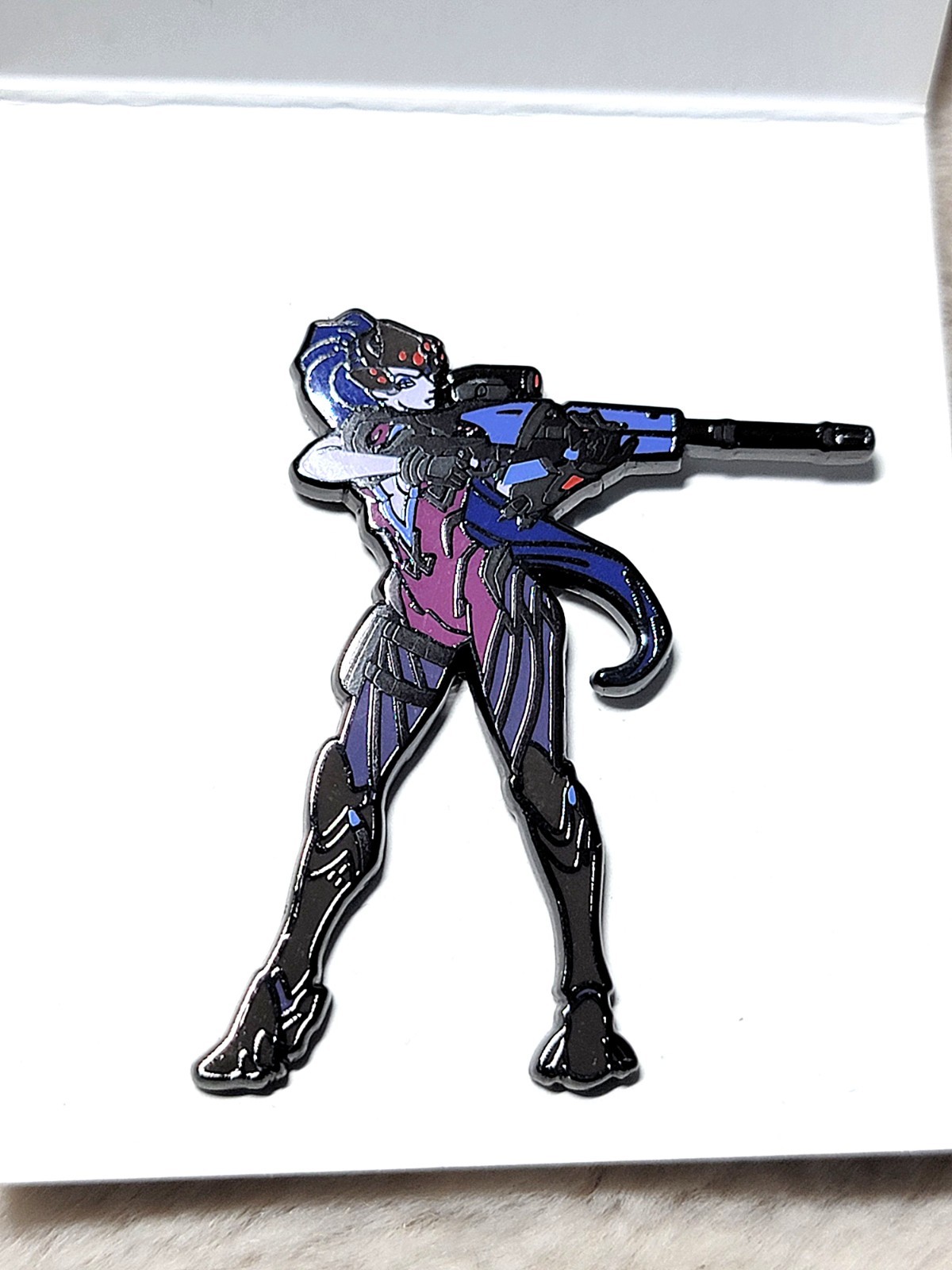 Blizzard Overwatch Widowmaker *Color* Pin Series 4 – 2017 Blizzcon – Box D