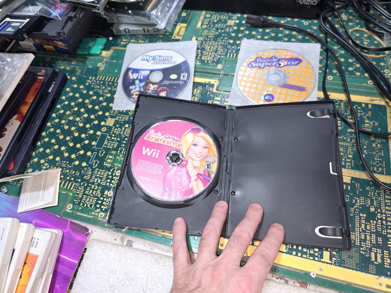 Barbie Jet Set & Style – Nintendo Wii & 2-Exact Others-READ ALL