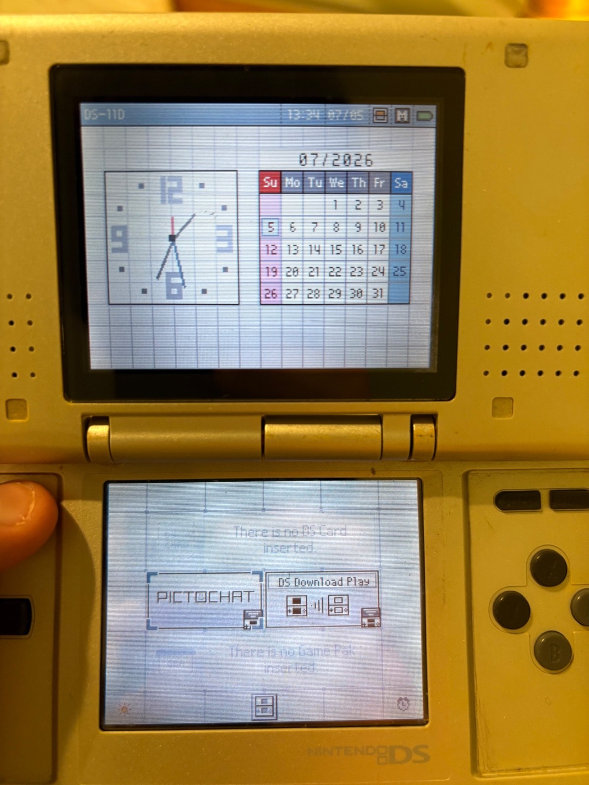 Nintendo DS Silver Handheld System – Fair Condition – TESTED AND WORKING (11D)