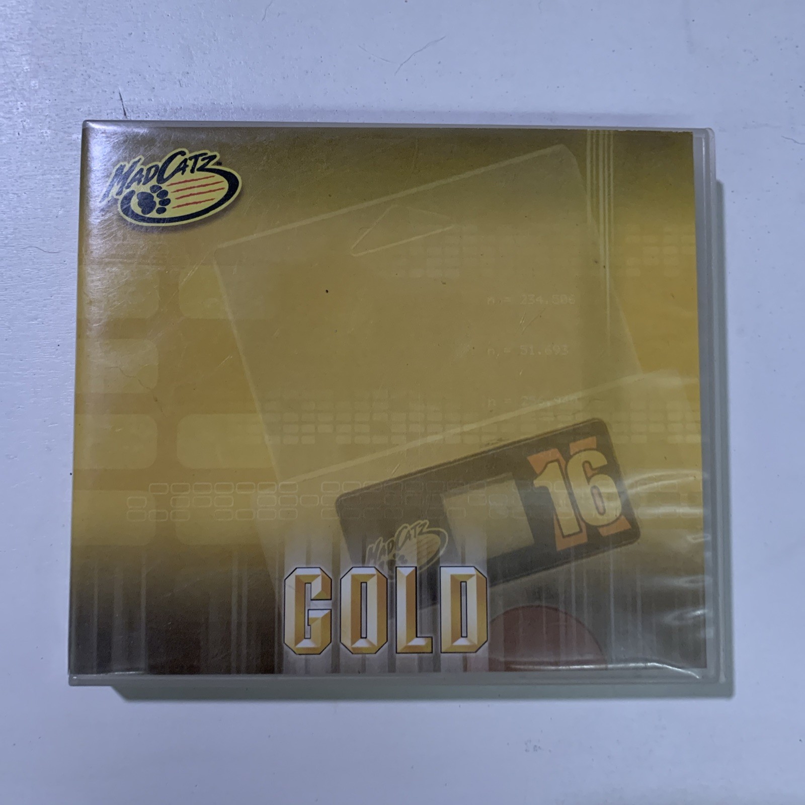 Mad Catz Gold 16 Playstation 1 Memory Card & 1 – Intec 64MB Gamecube Memory Card