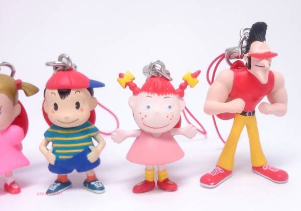 Mother (Earthbound) Figure Strap – Full Set of 6 (2015) Brand New Japan Import
