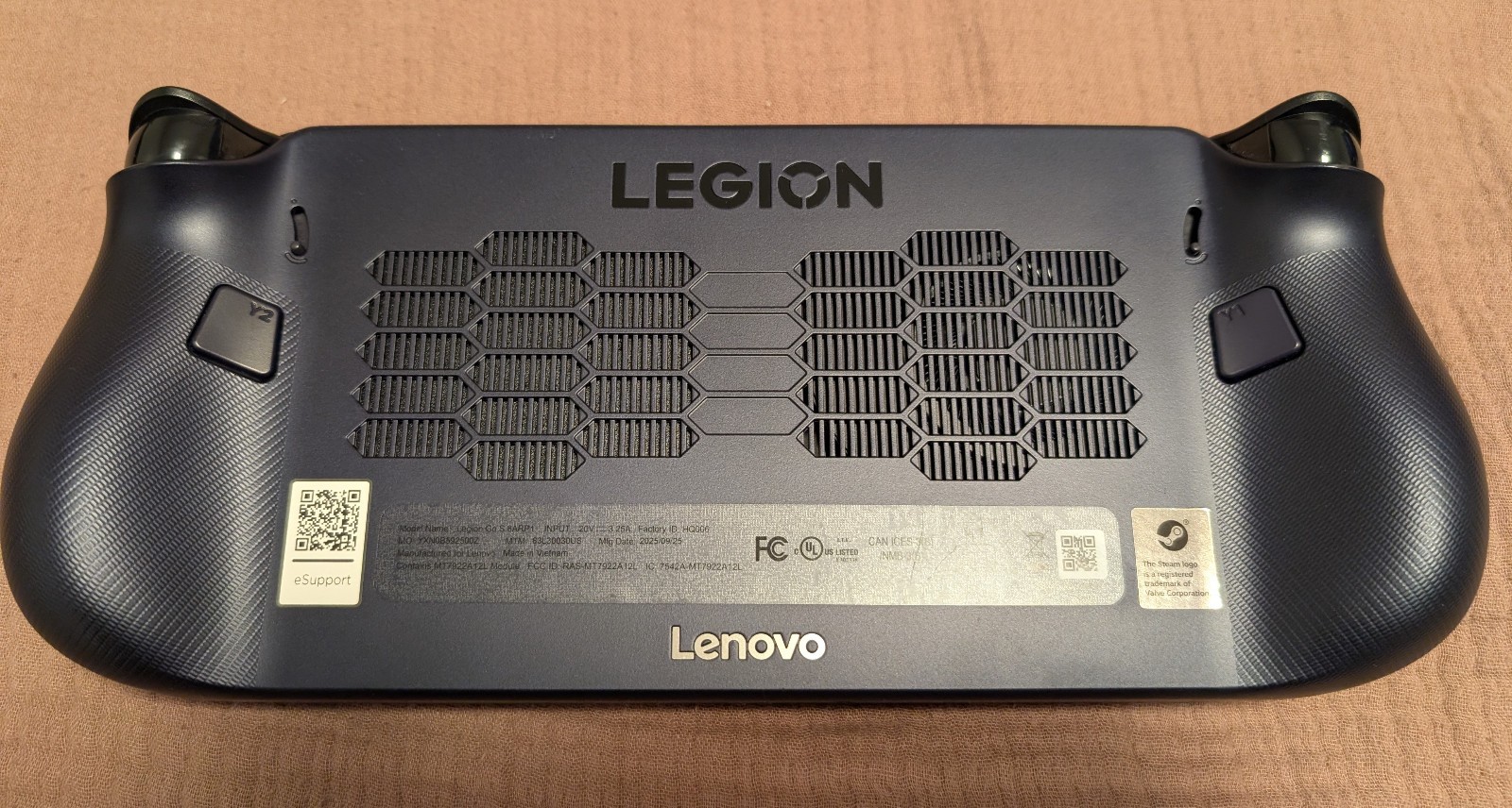 Lenovo Legion Go S Handheld | Z2 Edition w/ SteamOS | 16gb RAM 512GB Storage