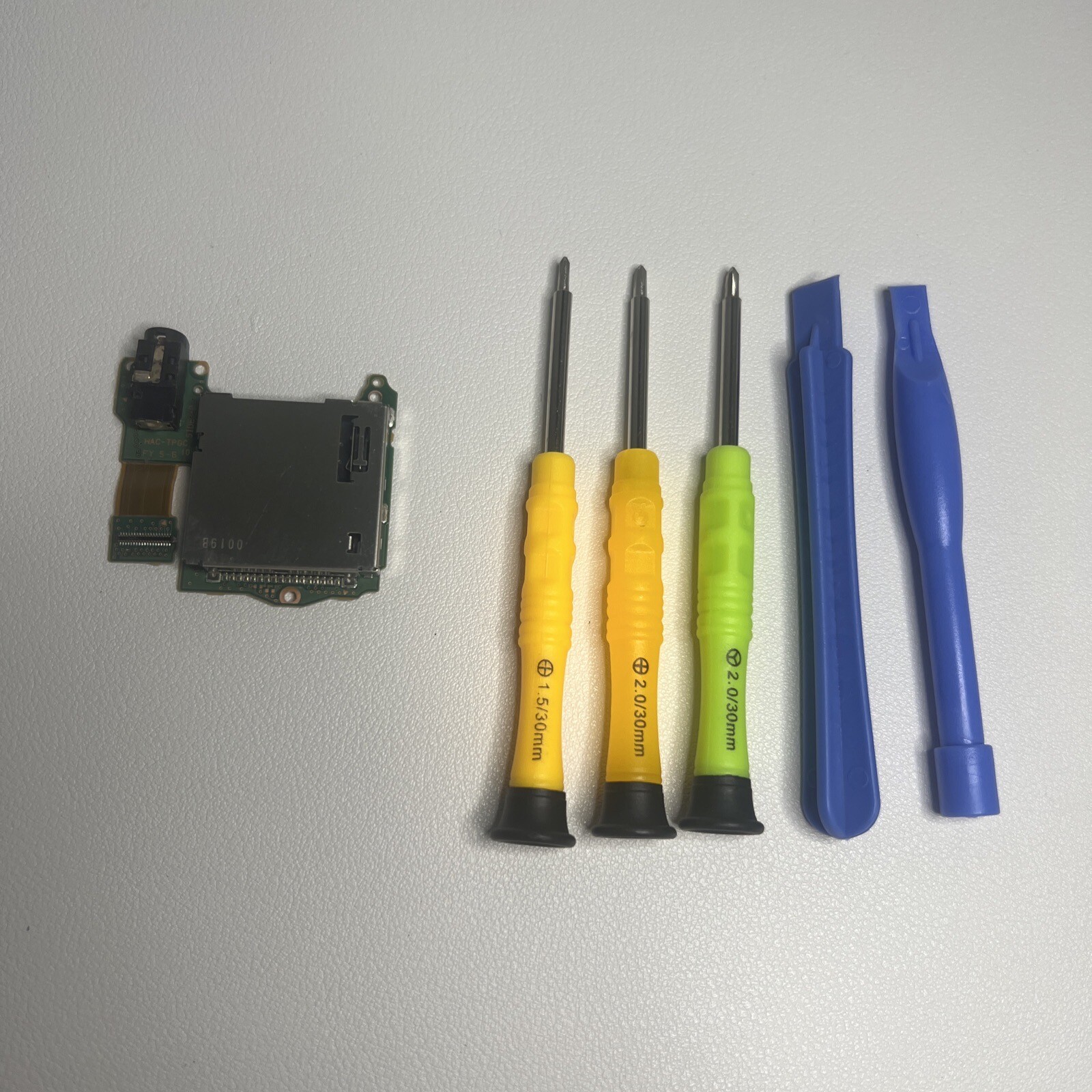 Replacement Headphone Jack Game Card Reader Cartridge Slot Nintendo Switch V2