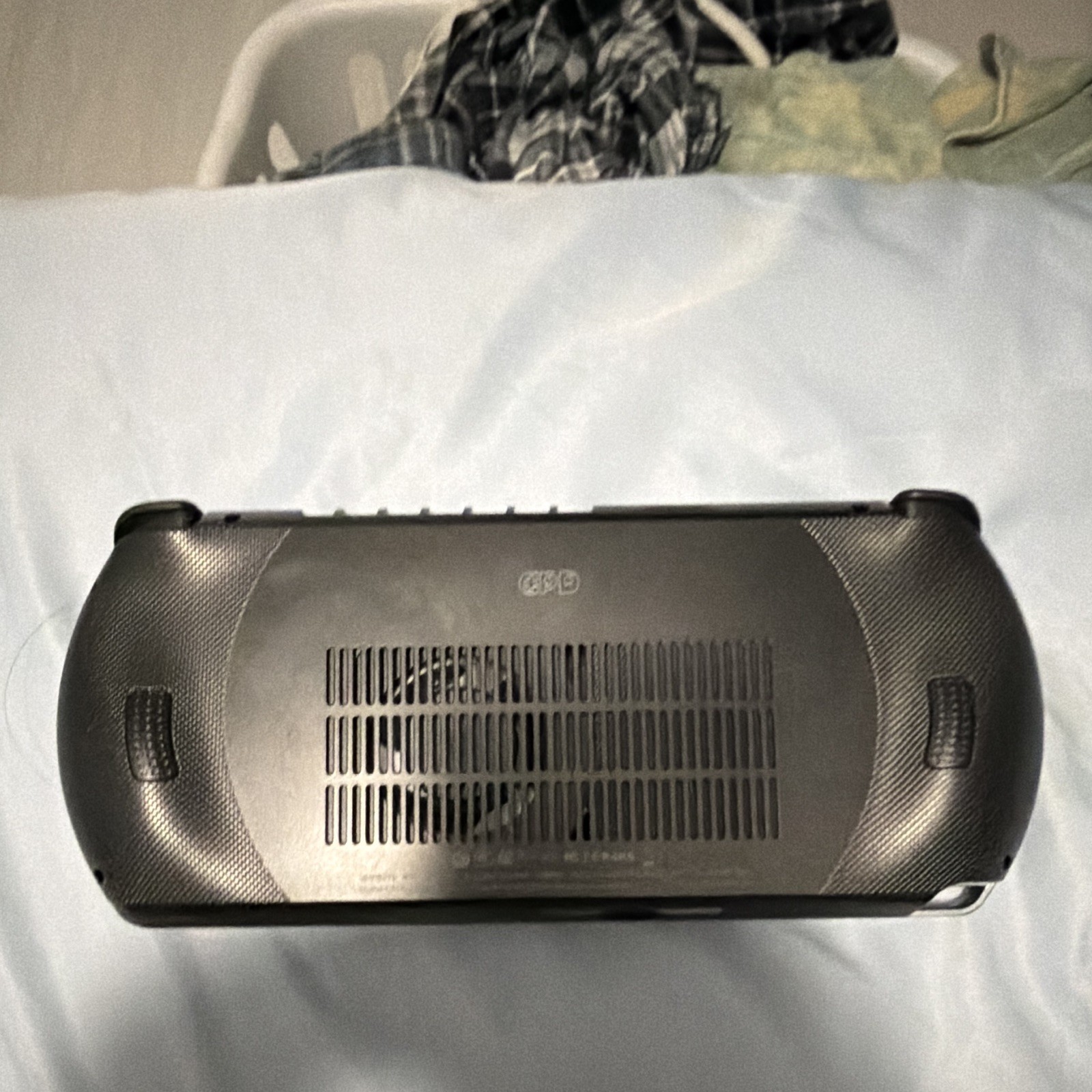 GPD WIN 4 Ryzen 7 8840U 32GB DDR5 w/ 1TB