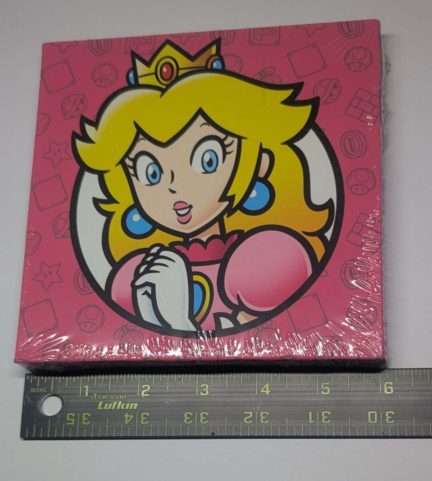 Official Nintendo 6″ x 6″ Super Mario – Princess Peach canvas portrait