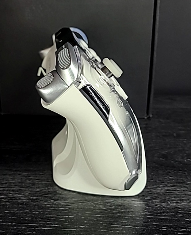 Manba One White Color Screen Wireless Gaming Controller 🟦eBay Refurbished [EX]
