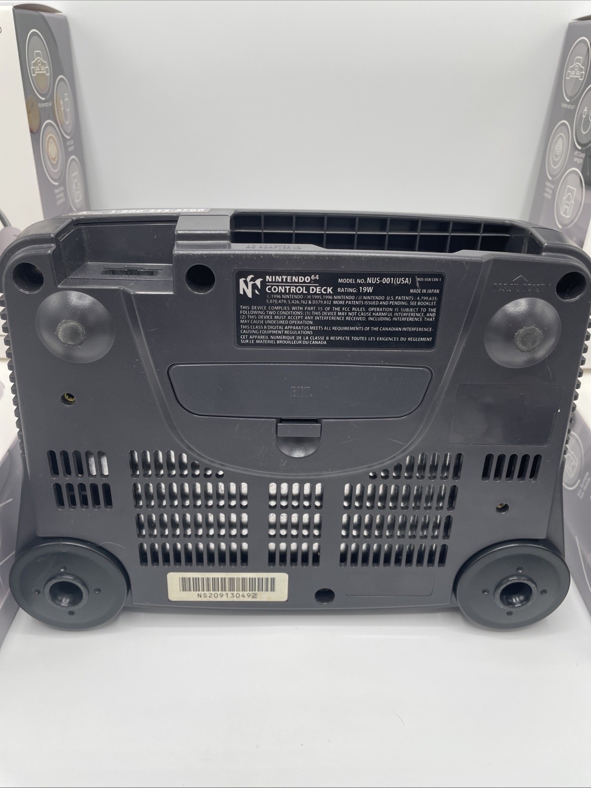 Nintendo 64 N64 Charcoal Gray 4 Player Mario Kart 64 Bundle