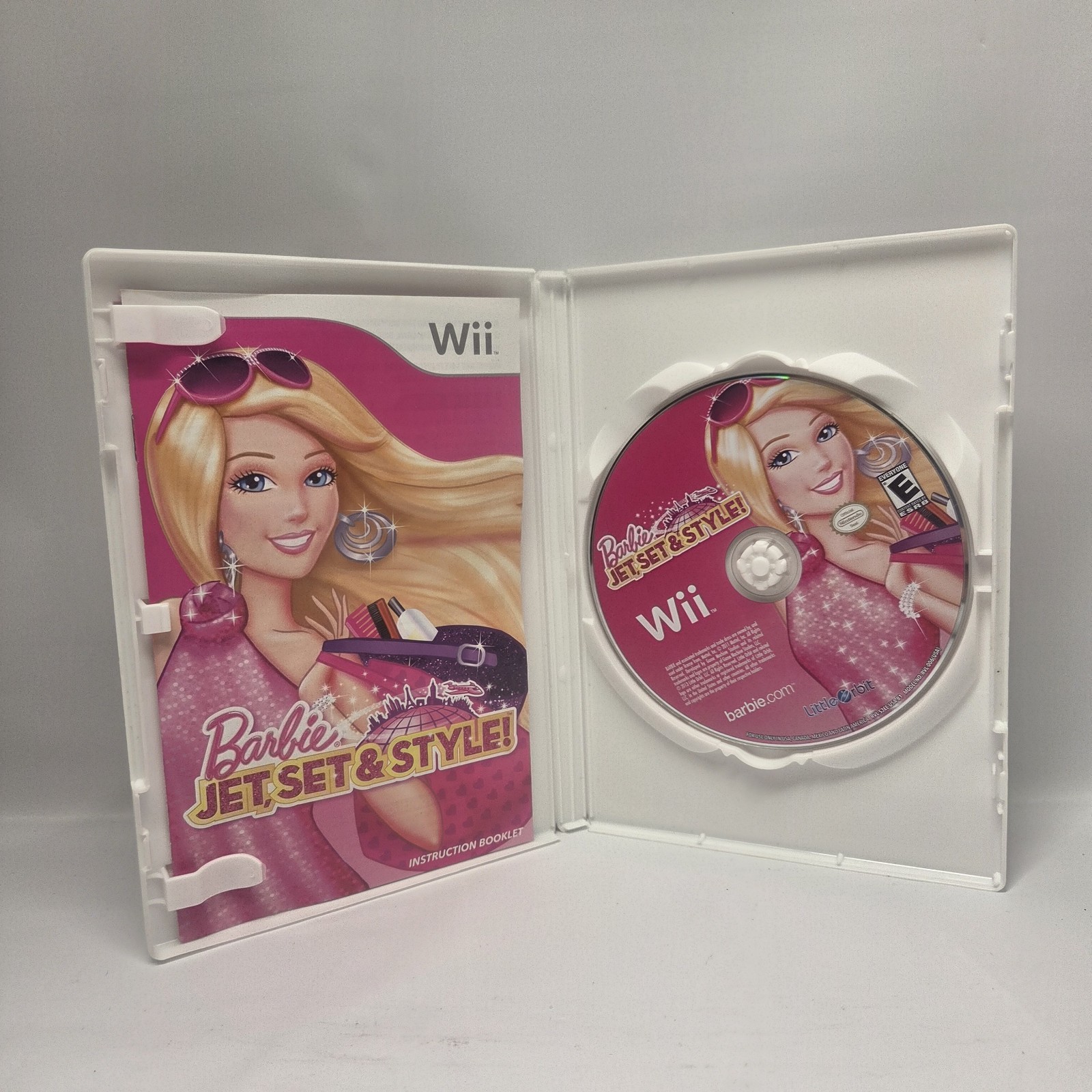 Barbie: Jet, Set & Style (Nintendo Wii, 2011) Tested + Working