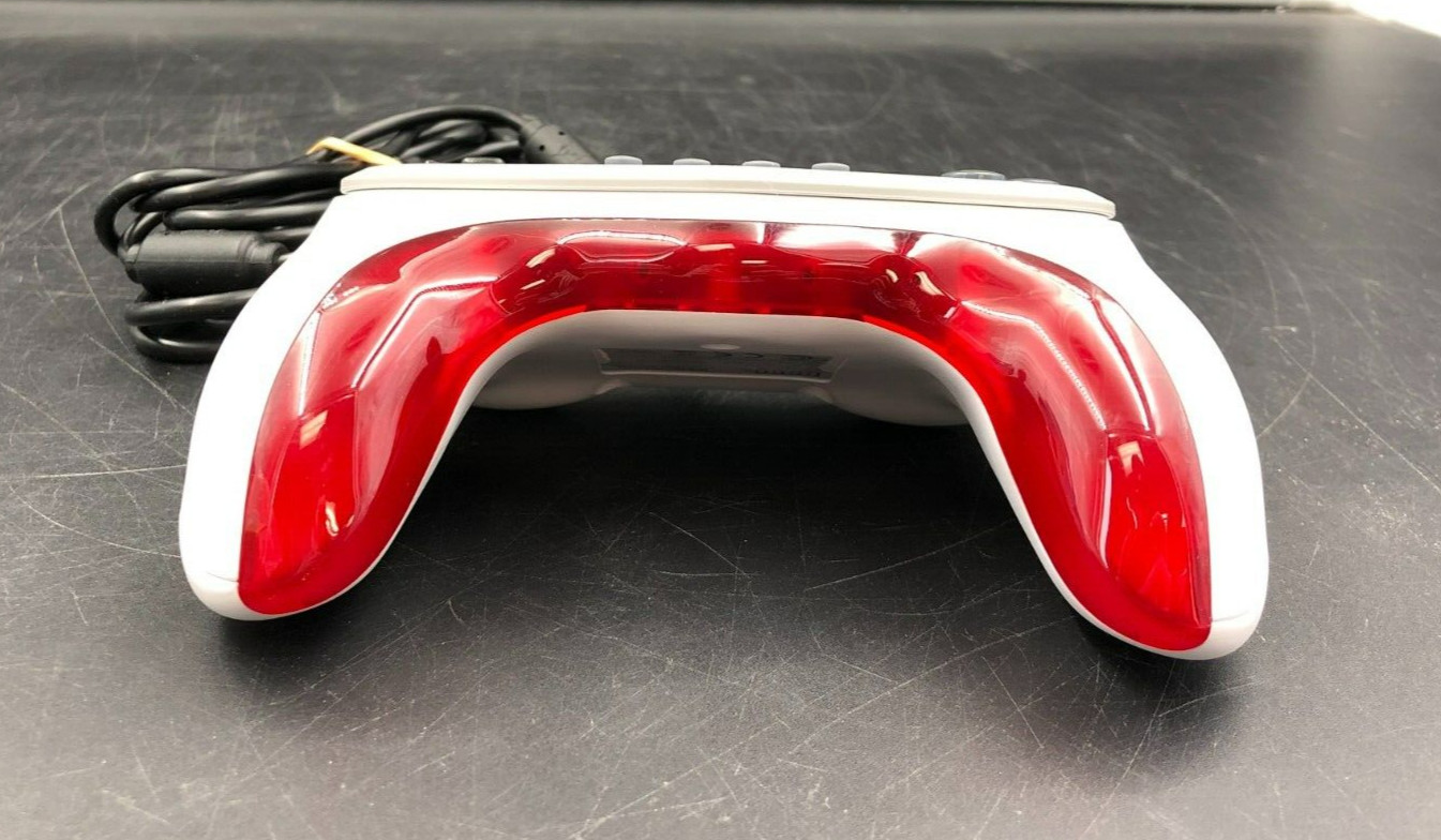 Hori Pokken Tournament White/Red Wired Pro Pad Controller for Nintendo Wii U