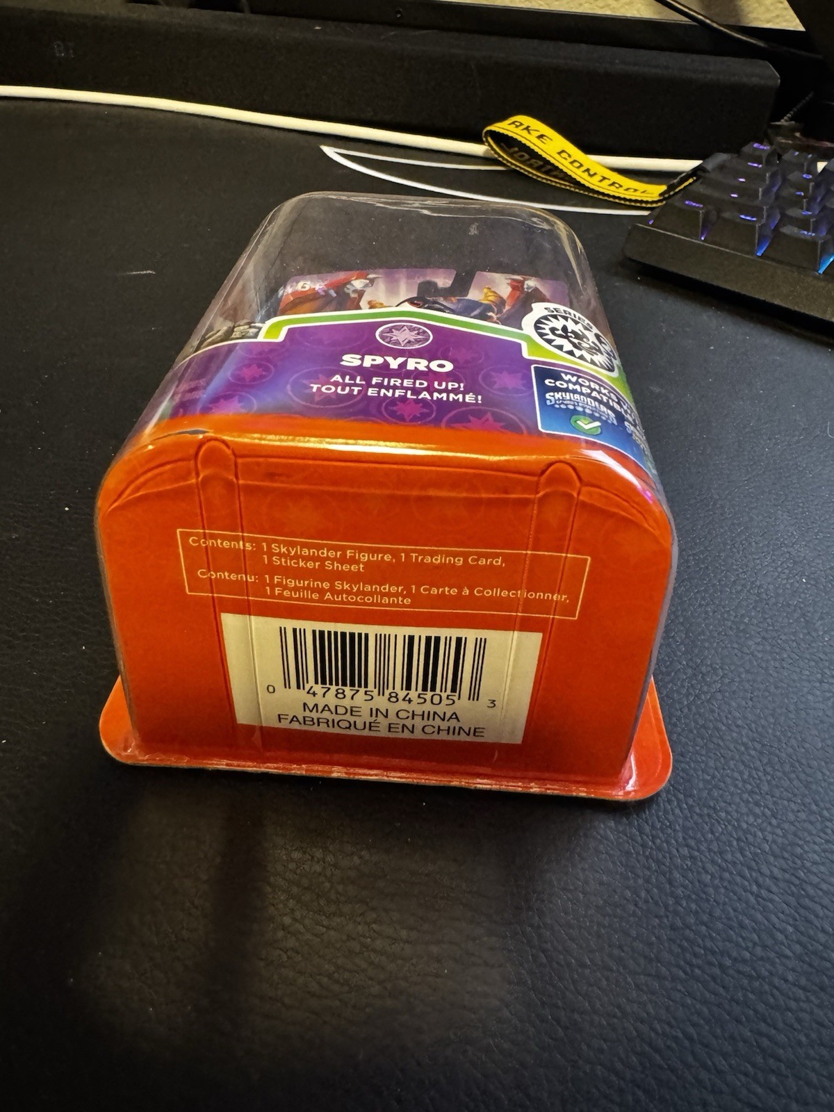 Activision Spyro All Fired Up! Skylanders Giants Character Figure Card Sticker