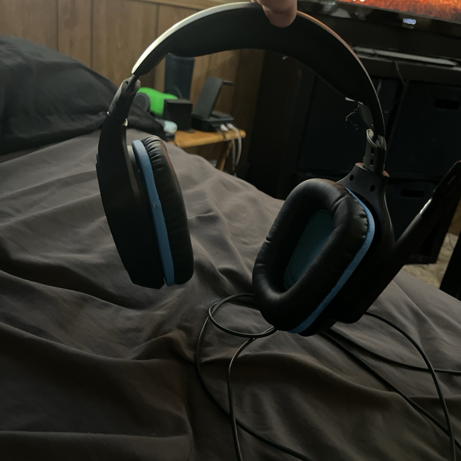 Logitech G432 Over-Ear Wired Gaming Headset Boom Mic 3.5mm/USB Black/Blue