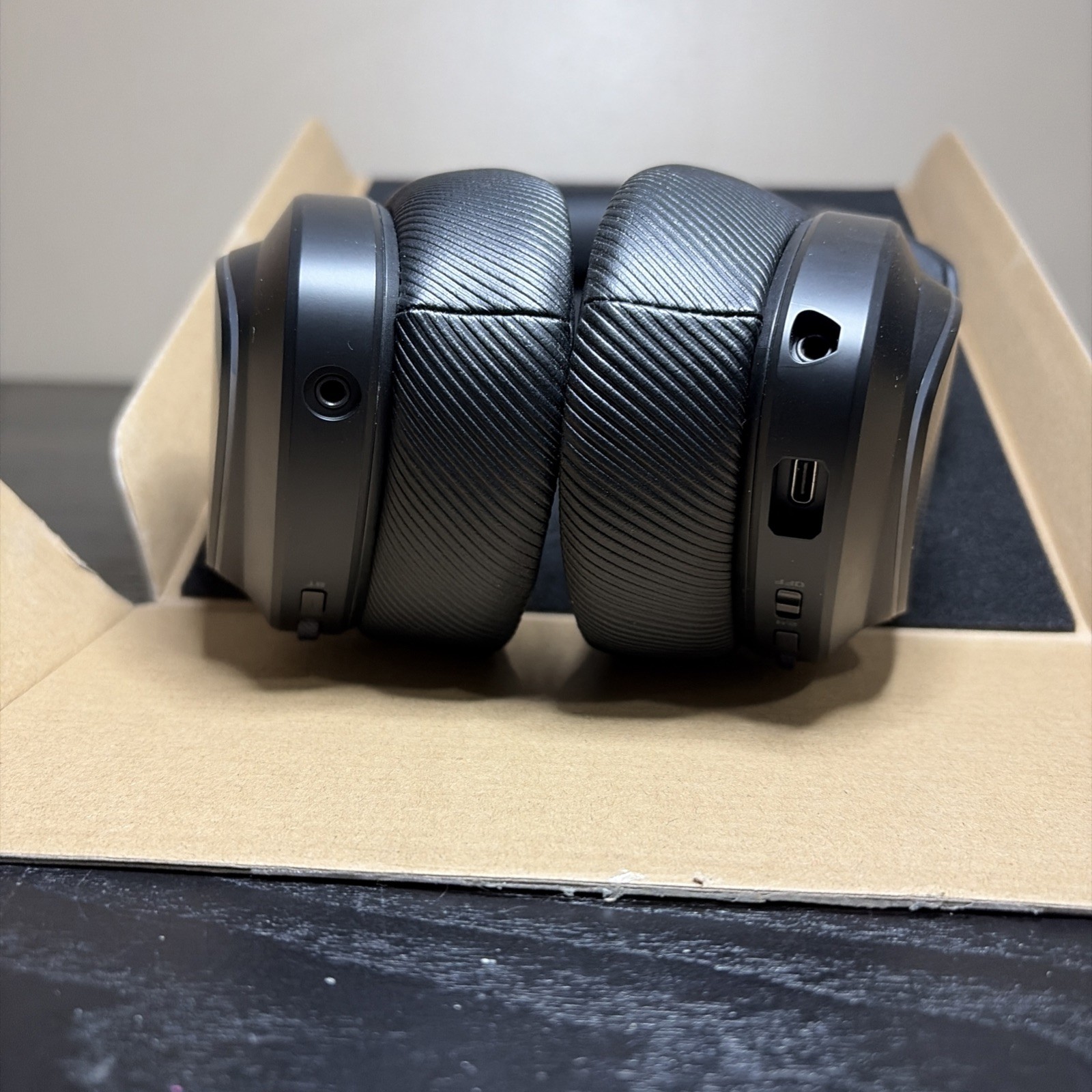 ASUS ROG Delta II Wireless Gaming Headset with Mic Tri-Mode (BT, 2.4G, 3.5mm)