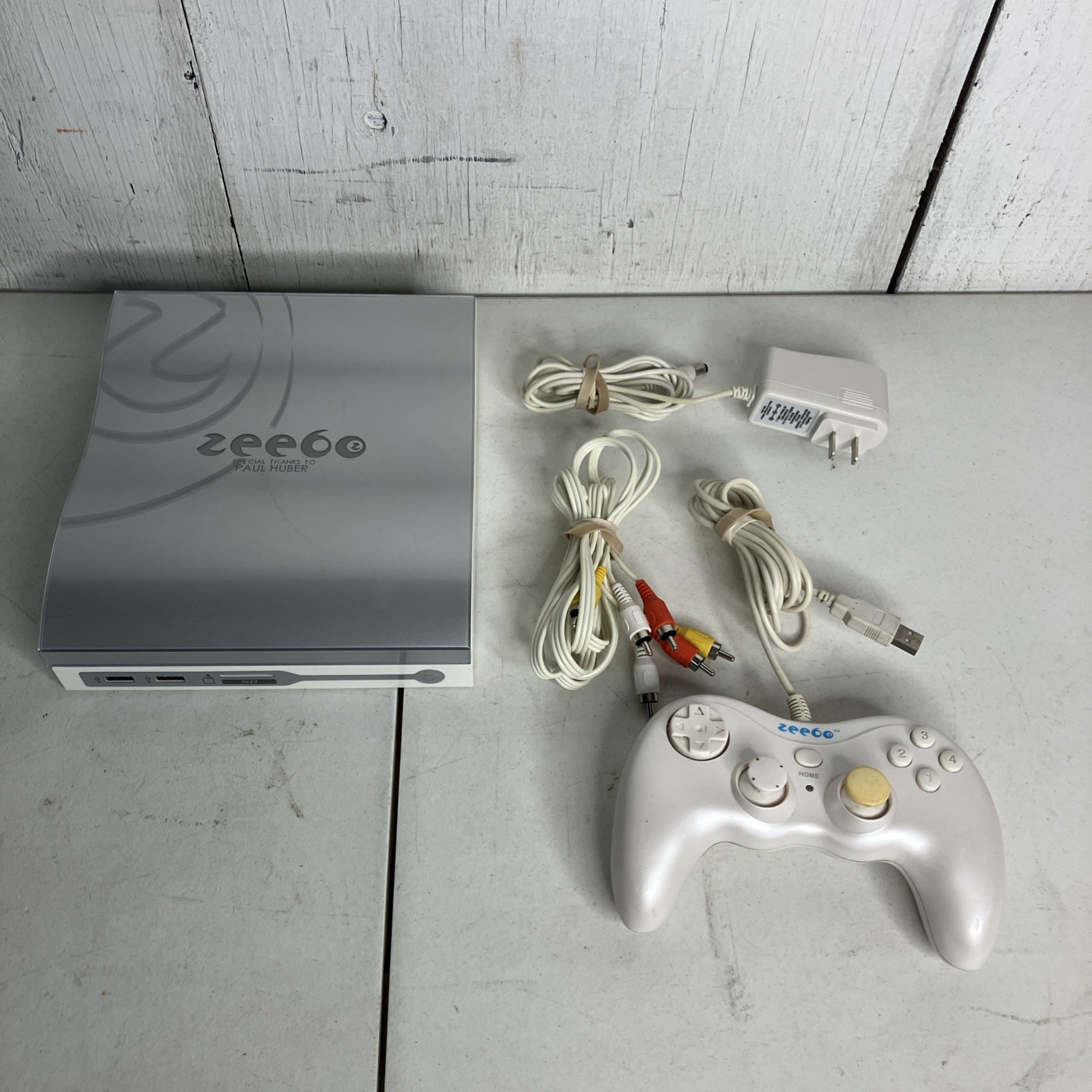 ULTRA RARE Special Edition Laser Etched Zeebo with 11 games, Controller, Works!