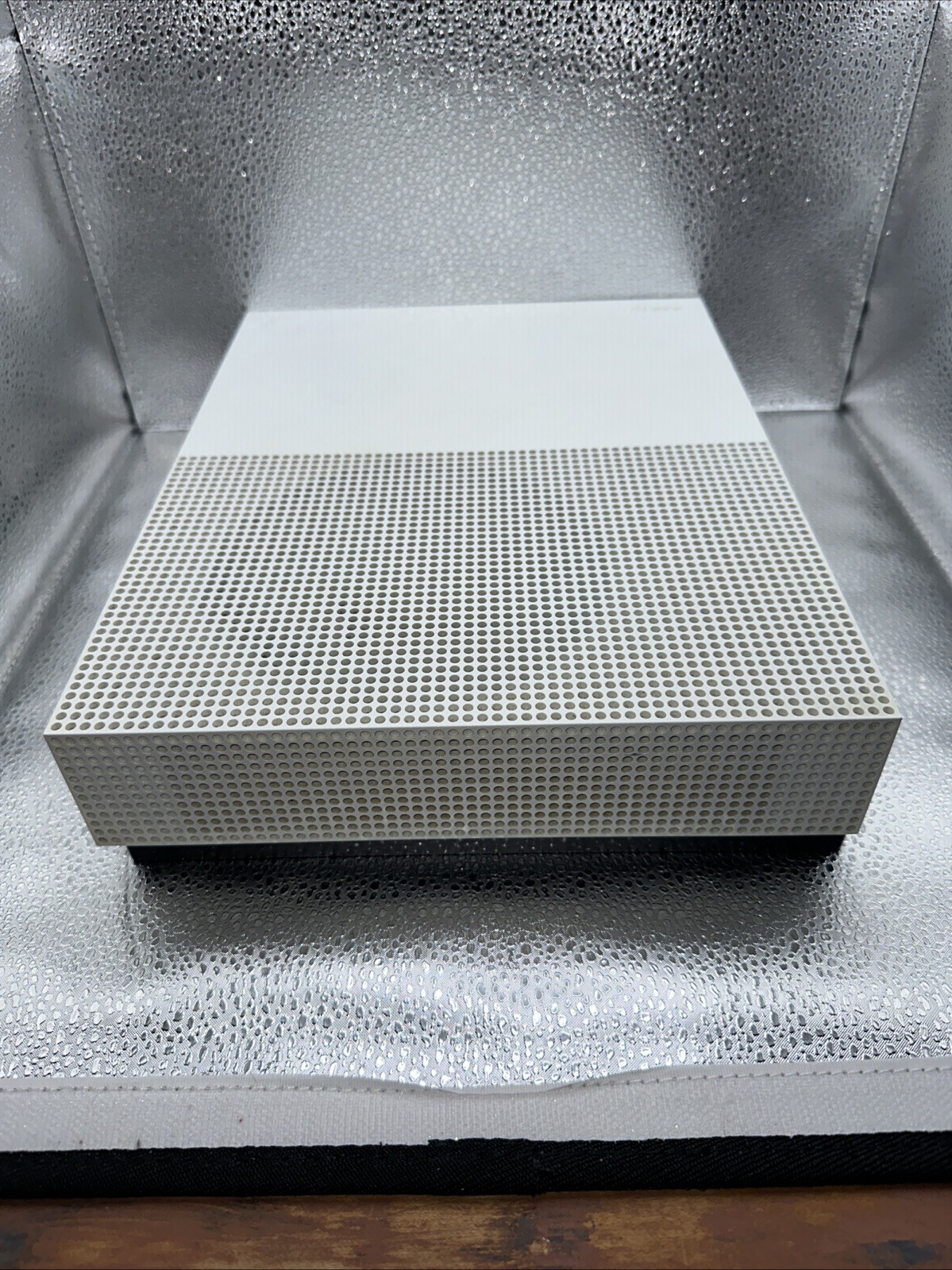 Microsoft Xbox One S (Model 1681) 500GB White Gaming System Console Only, Tested